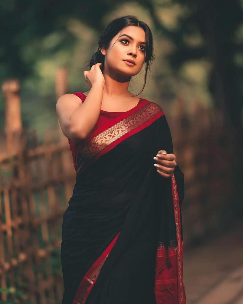 Black and Red Golden Design Makar Cotton Silk Saree