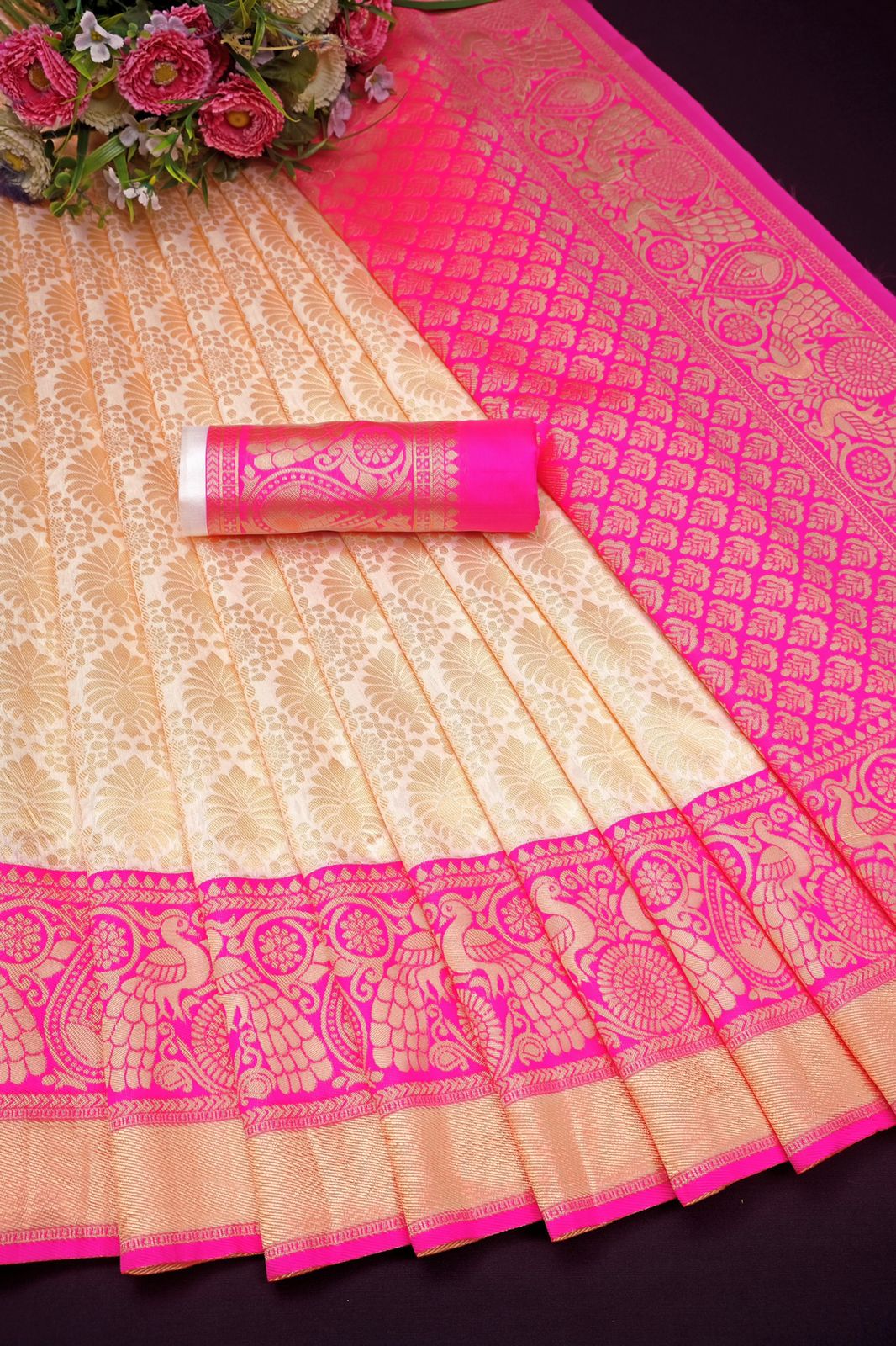 Off-white & Pink Golden Boarder Akshya Pure Silk Saree