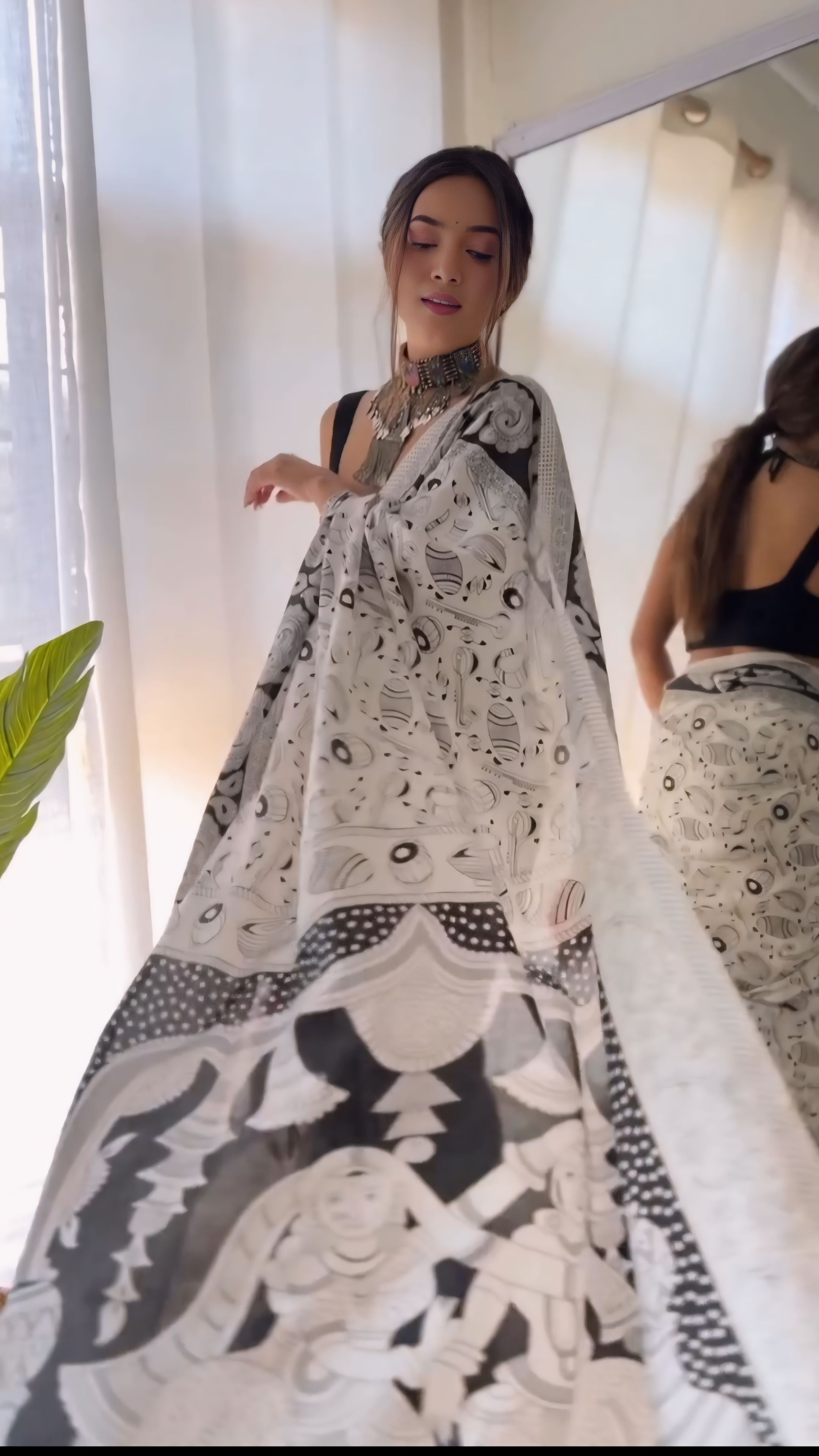 1 min ready to wear in white and black dholi-poooja saree