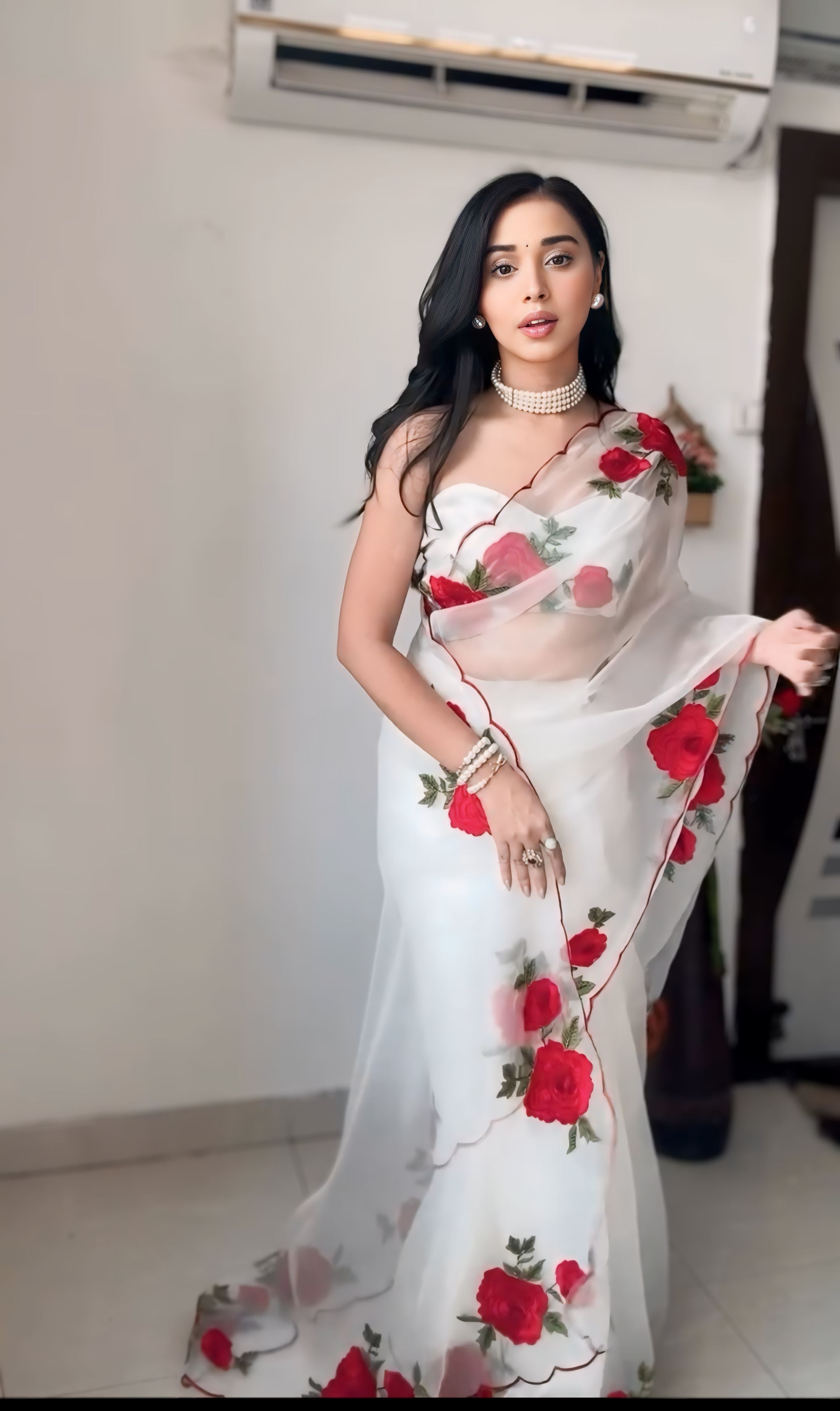 1-Minute Ready To Wear Off White Organza Silk Saree With Unstitched Blouse.