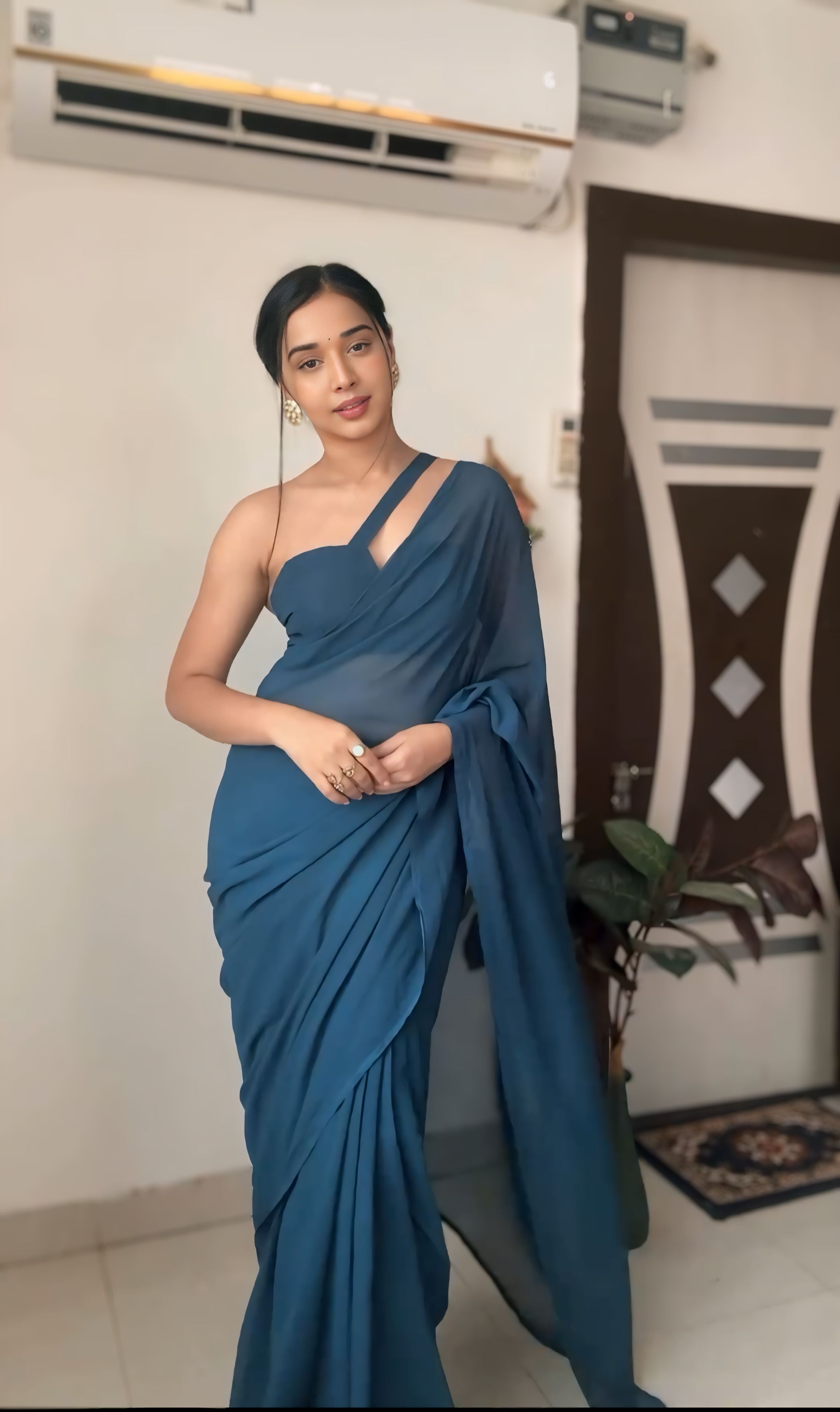 1-Minute Ready To Wear Plain Navy Blue Saree With Unstitched Blouse.