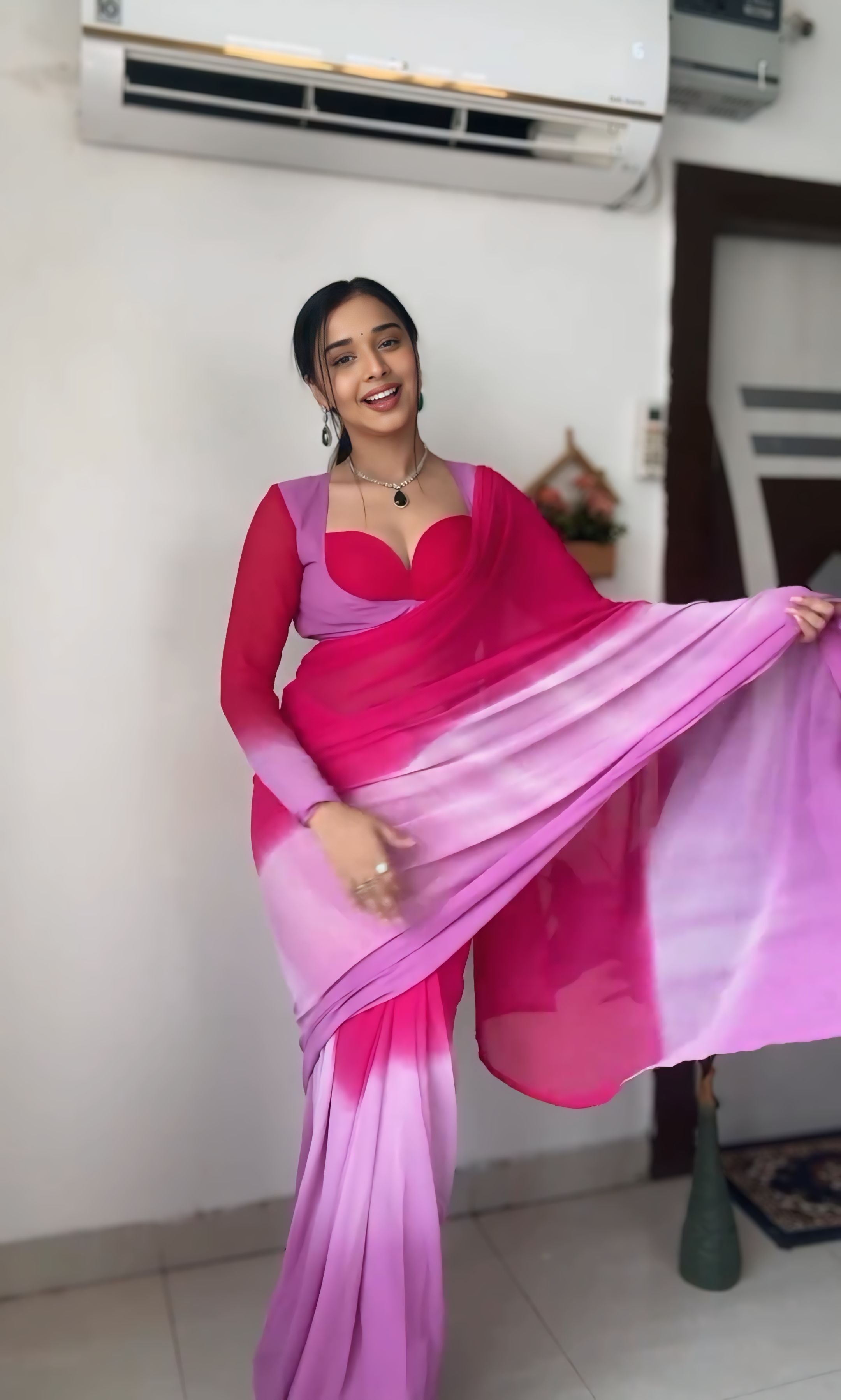 1-Minute Ready To Wear Lavender And Pink Georgette Saree With Unstitched Blouse.