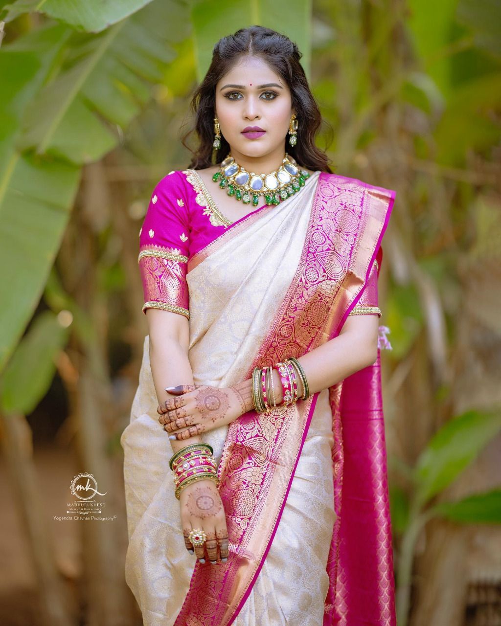 Off-white & Pink Golden Boarder Akshya Pure Silk Saree