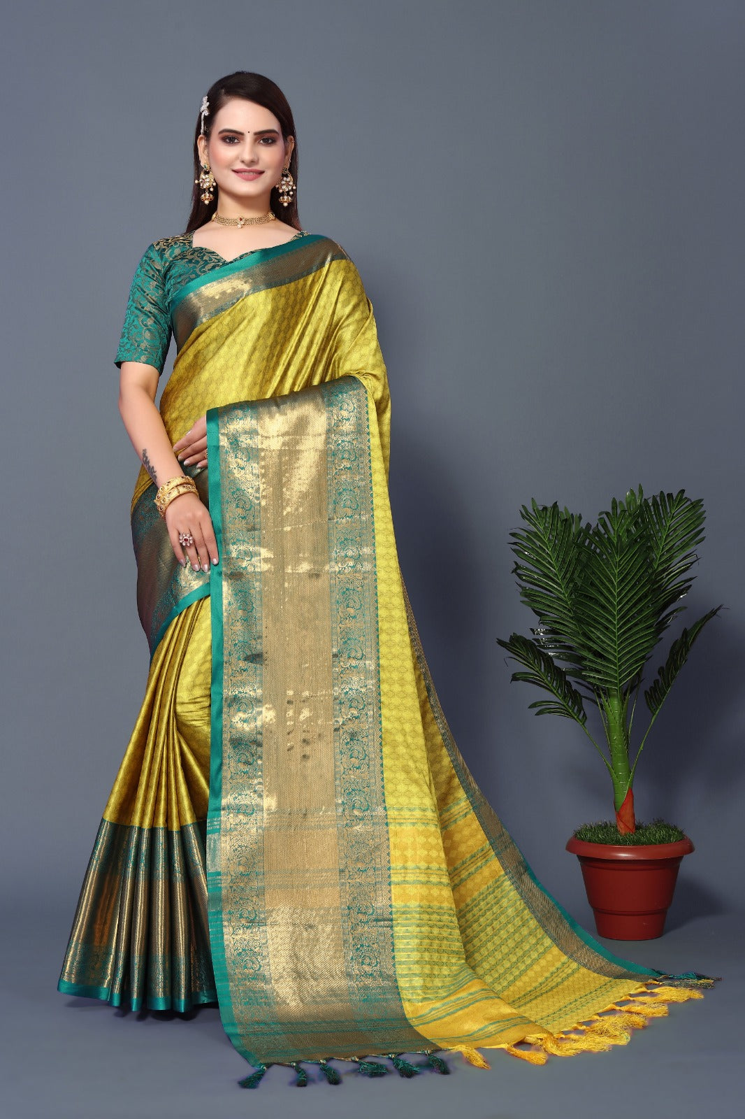 Lemon Rama Copper Design Aura Kanjivaram Silk Saree