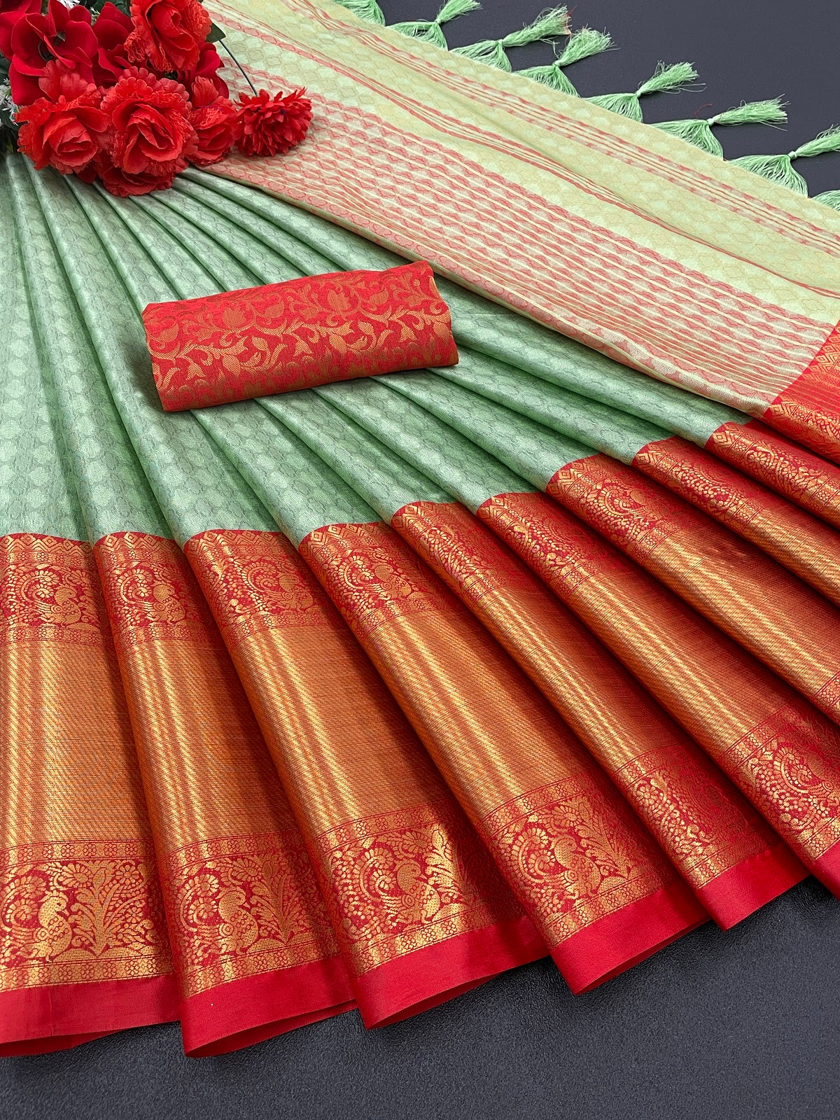 Pista Red Copper Design Aura Kanjivaram Silk Saree