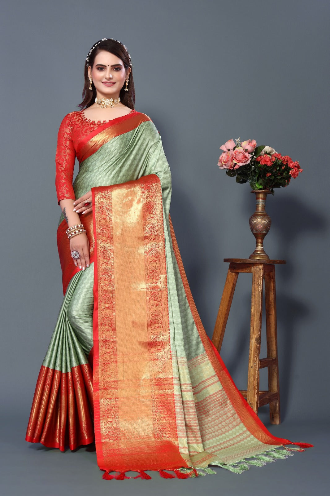 Pista Red Copper Design Aura Kanjivaram Silk Saree