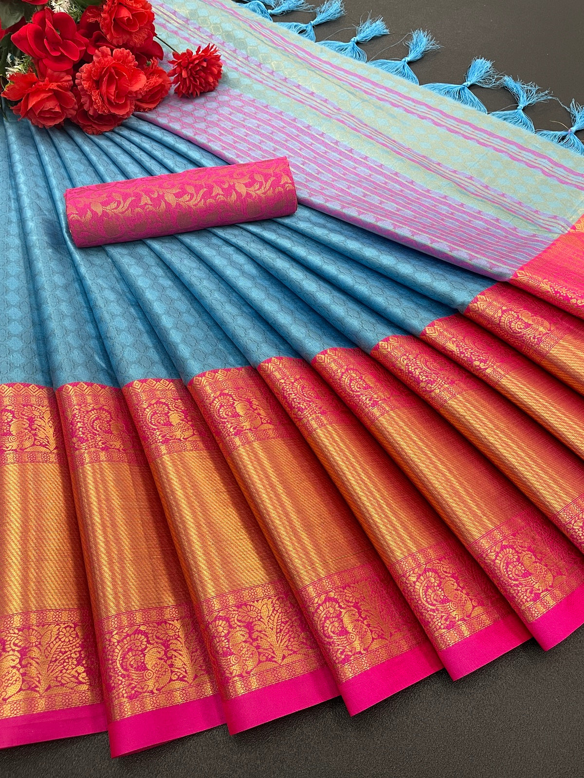 Sky Pink Copper Design Aura Kanjivaram Silk Saree