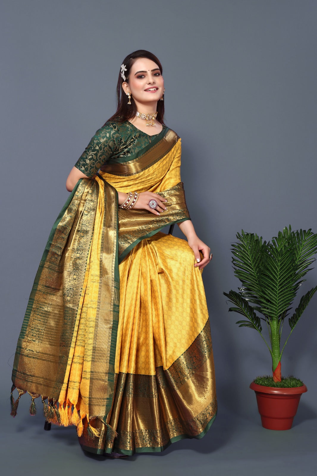 Lemon Green Copper Design Aura Kanjivaram Silk Saree