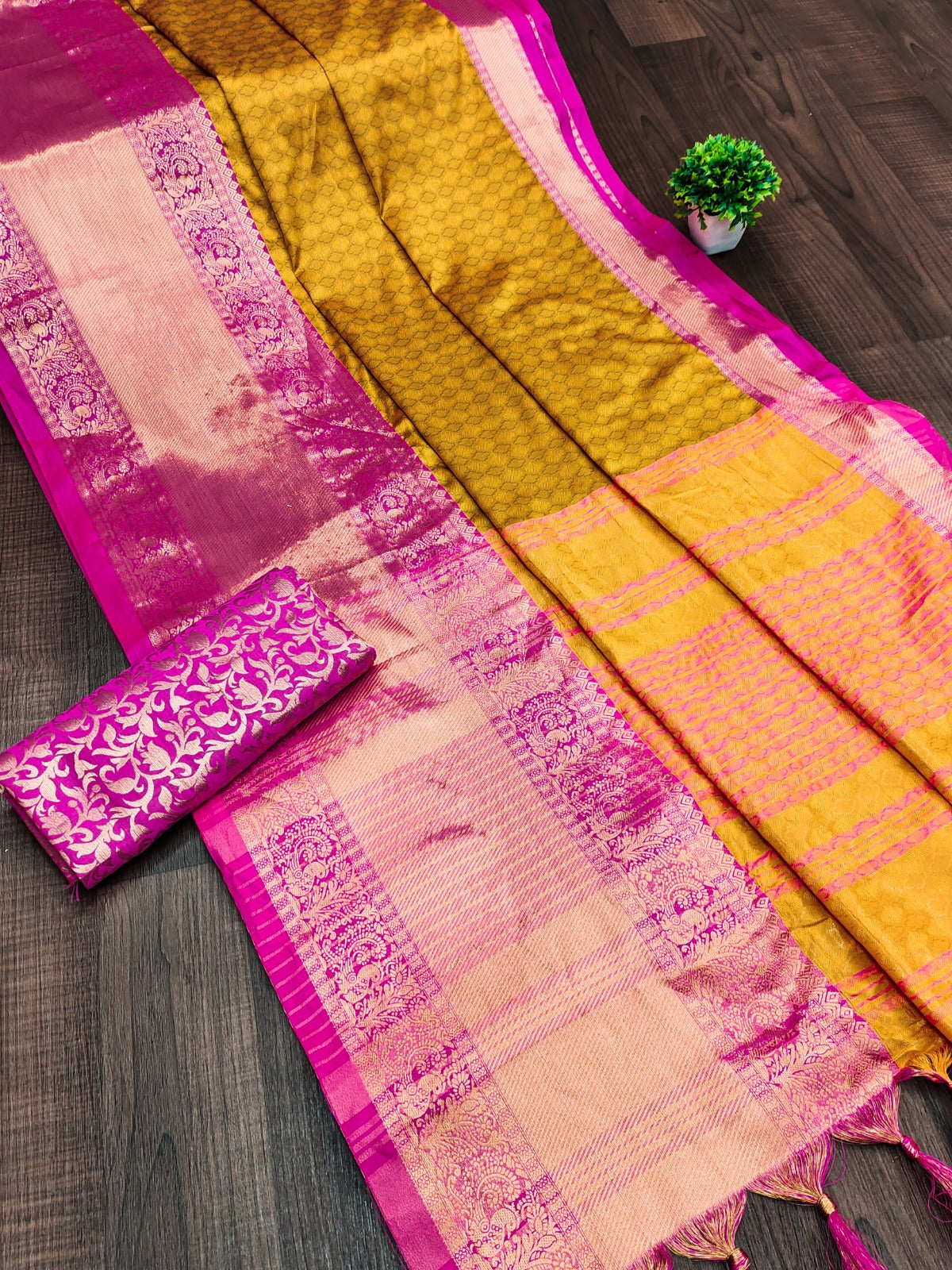 Yellow Pink Copper Design Aura Kanjivaram Silk Saree