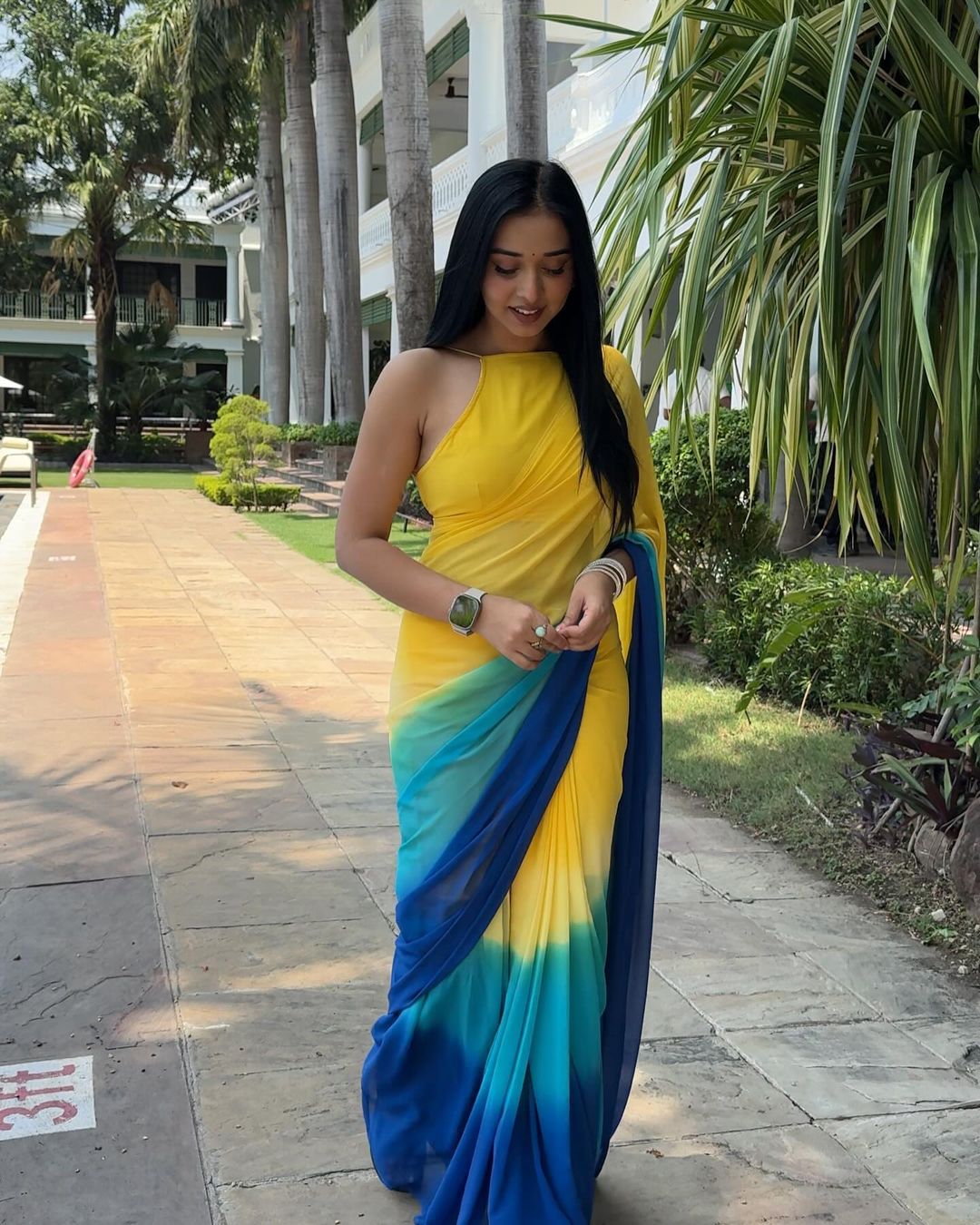 1-Minute Ready To Wear Yellow and Blue Georgette Saree With Unstitched Blouse.