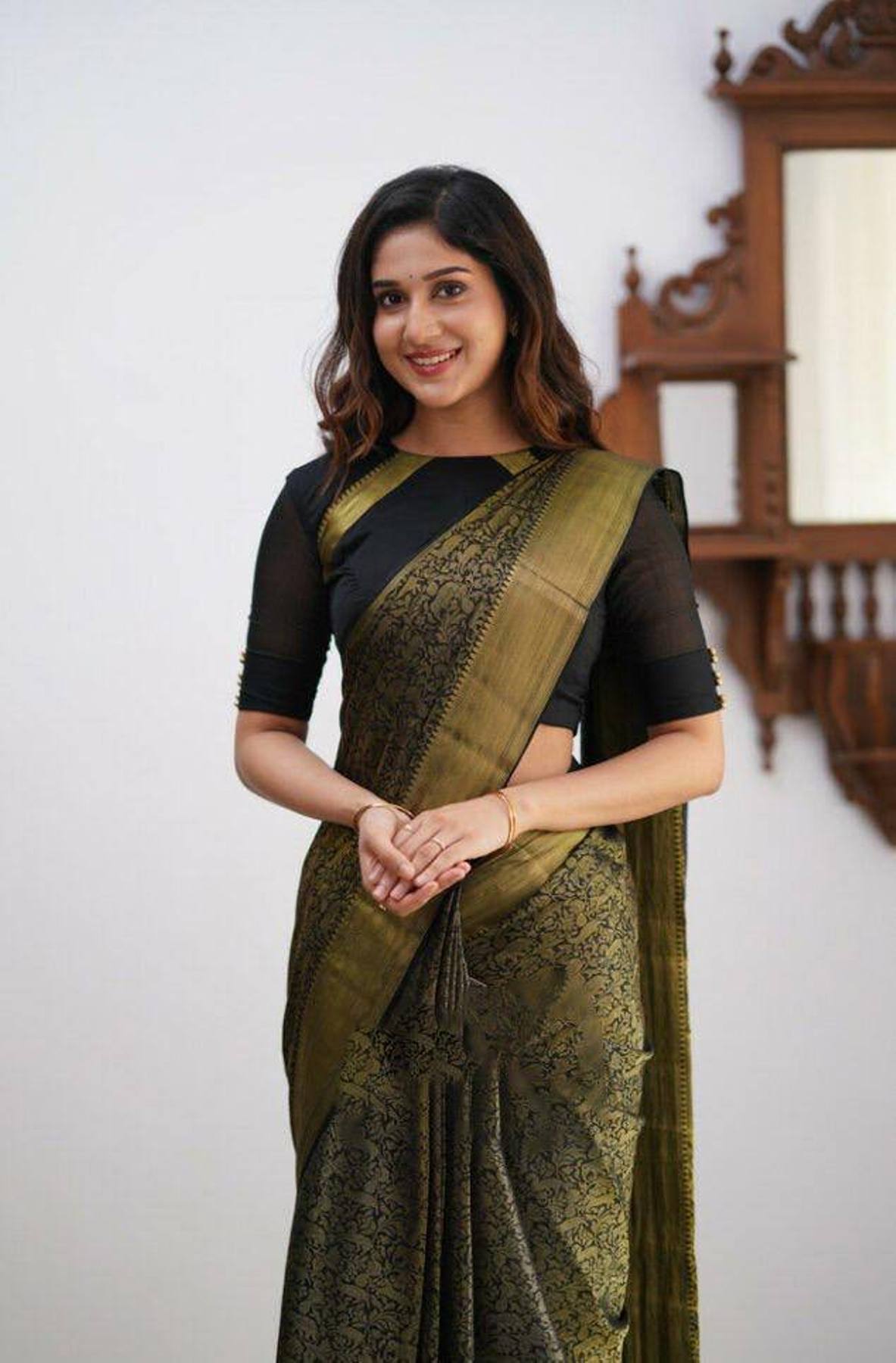 Black Yellow Boarder Aayana Pure Silk Saree