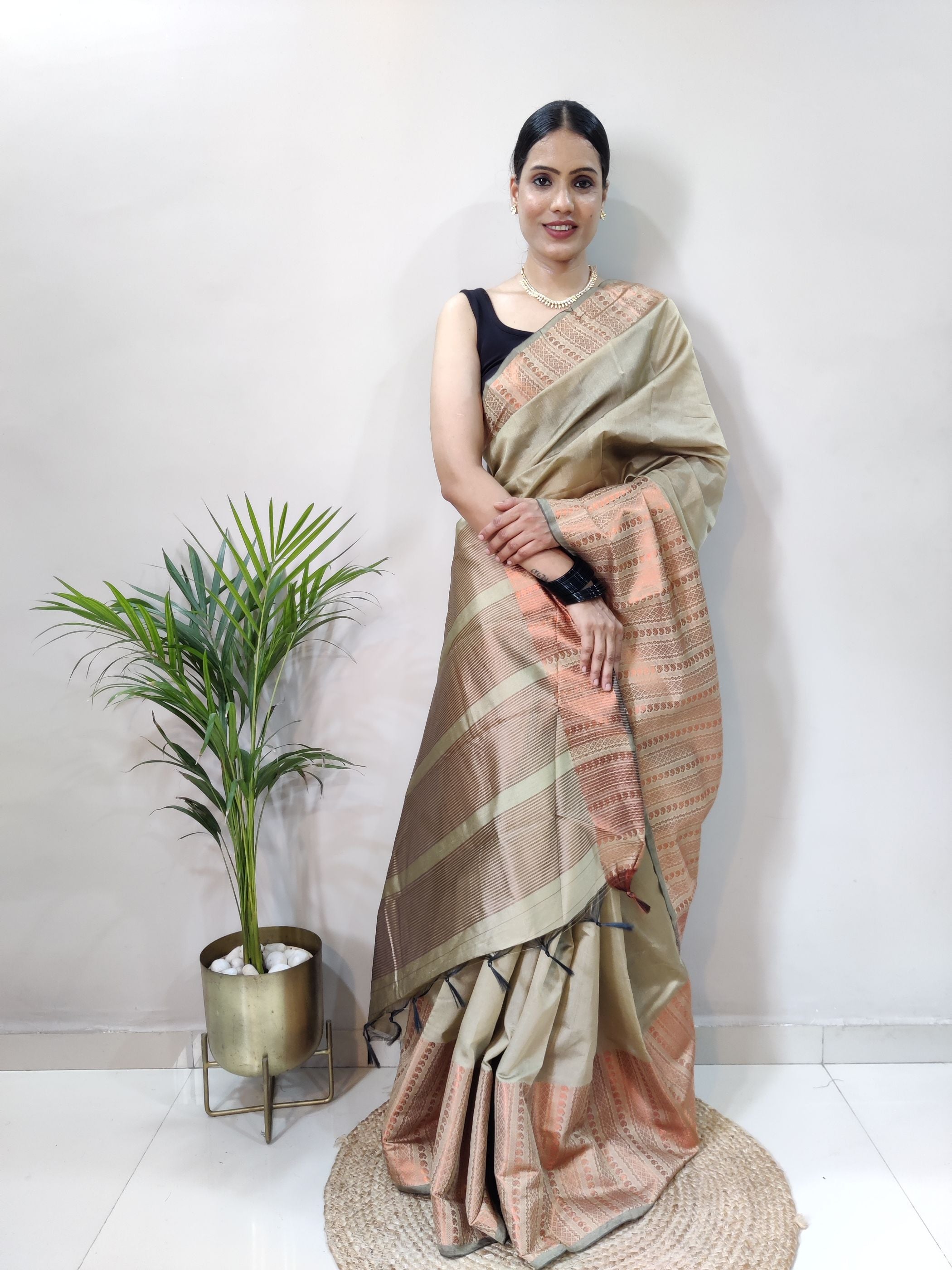 Chiku Copper Design Mango Kanjivaram Silk Saree