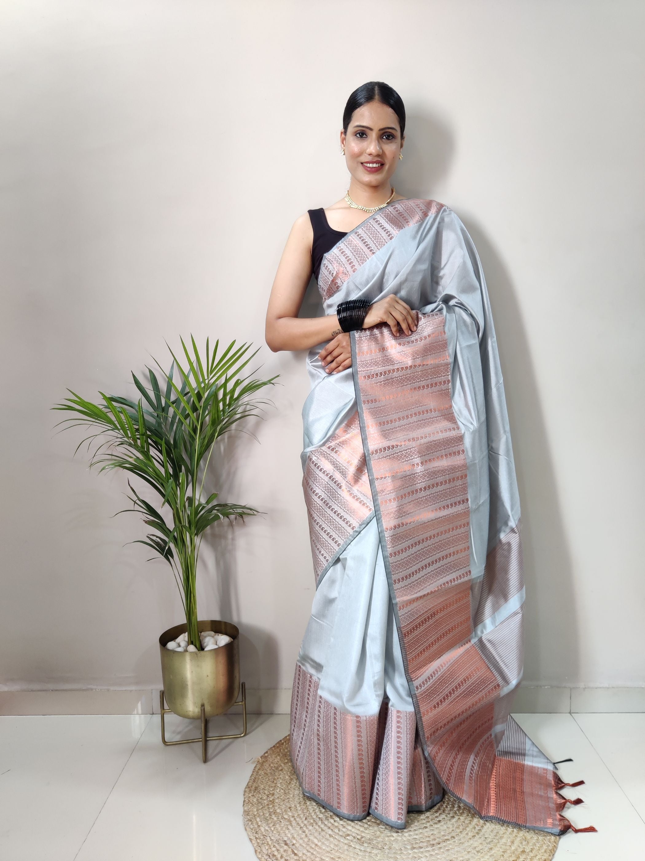 Grey Copper Design Mango Kanjivaram Silk Saree