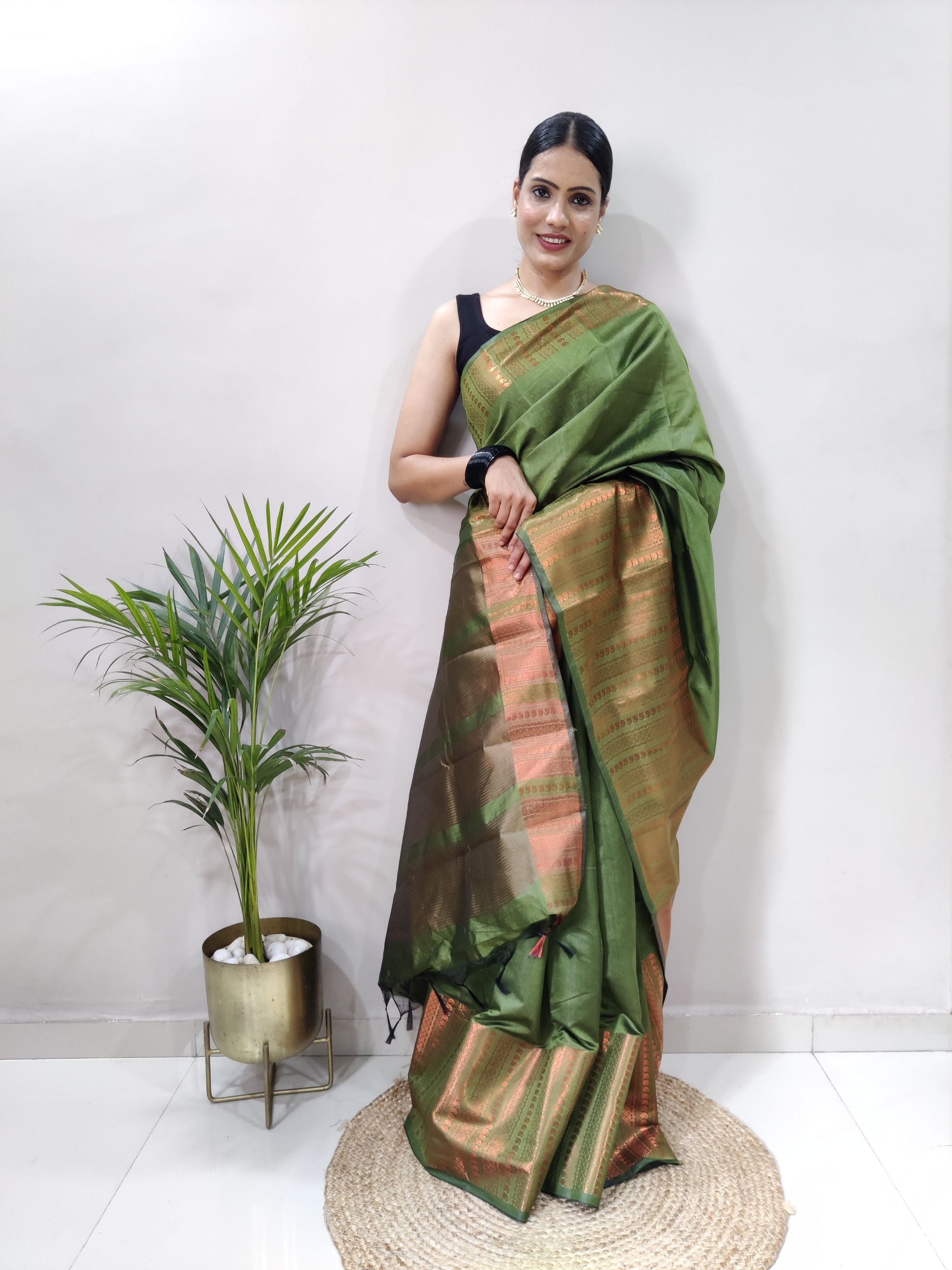 Mehndi Copper Design Mango Kanjivaram Silk Saree