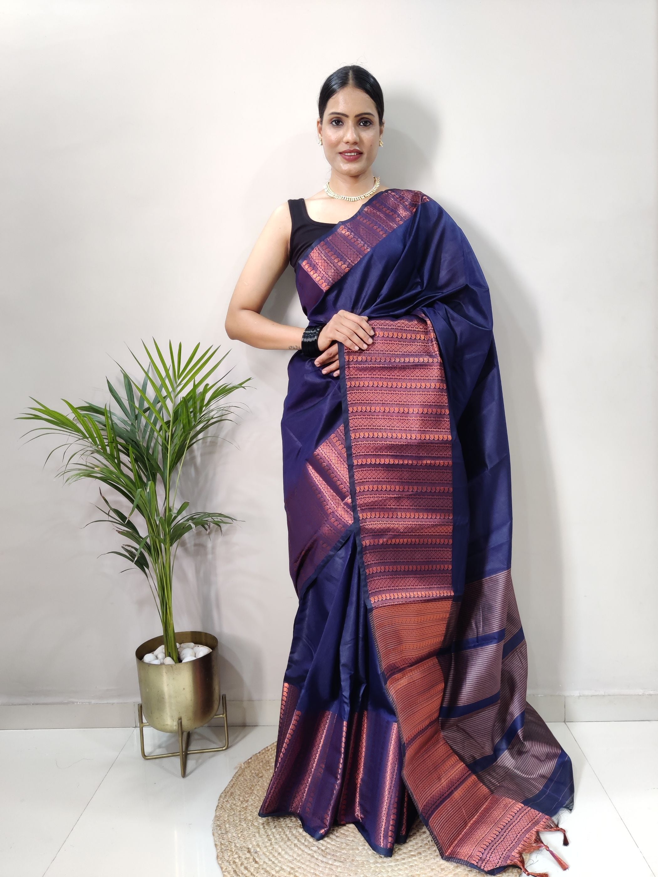 Navy Blue Copper Design Mango Kanjivaram Silk Saree