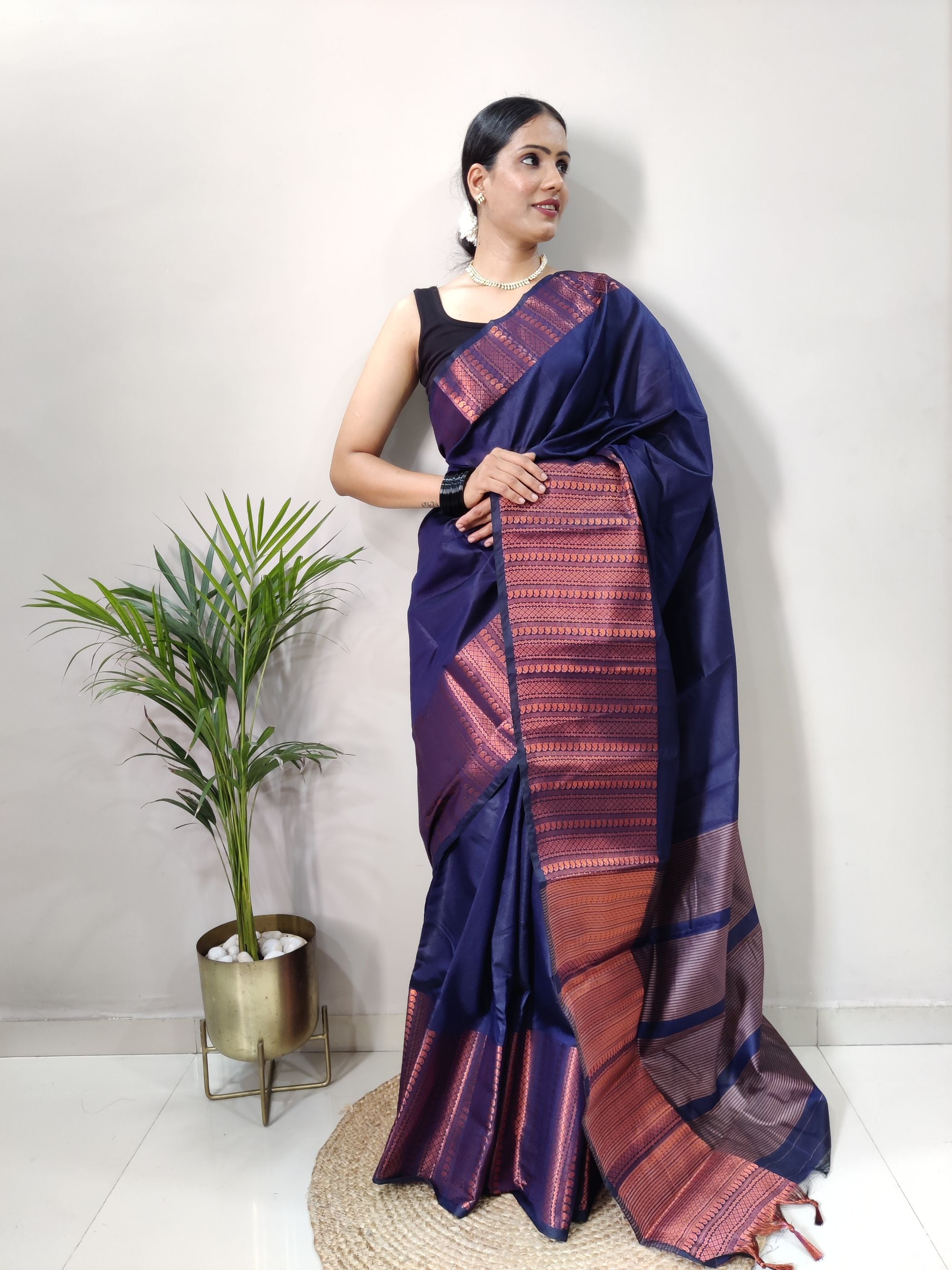 Navy Blue Copper Design Mango Kanjivaram Silk Saree