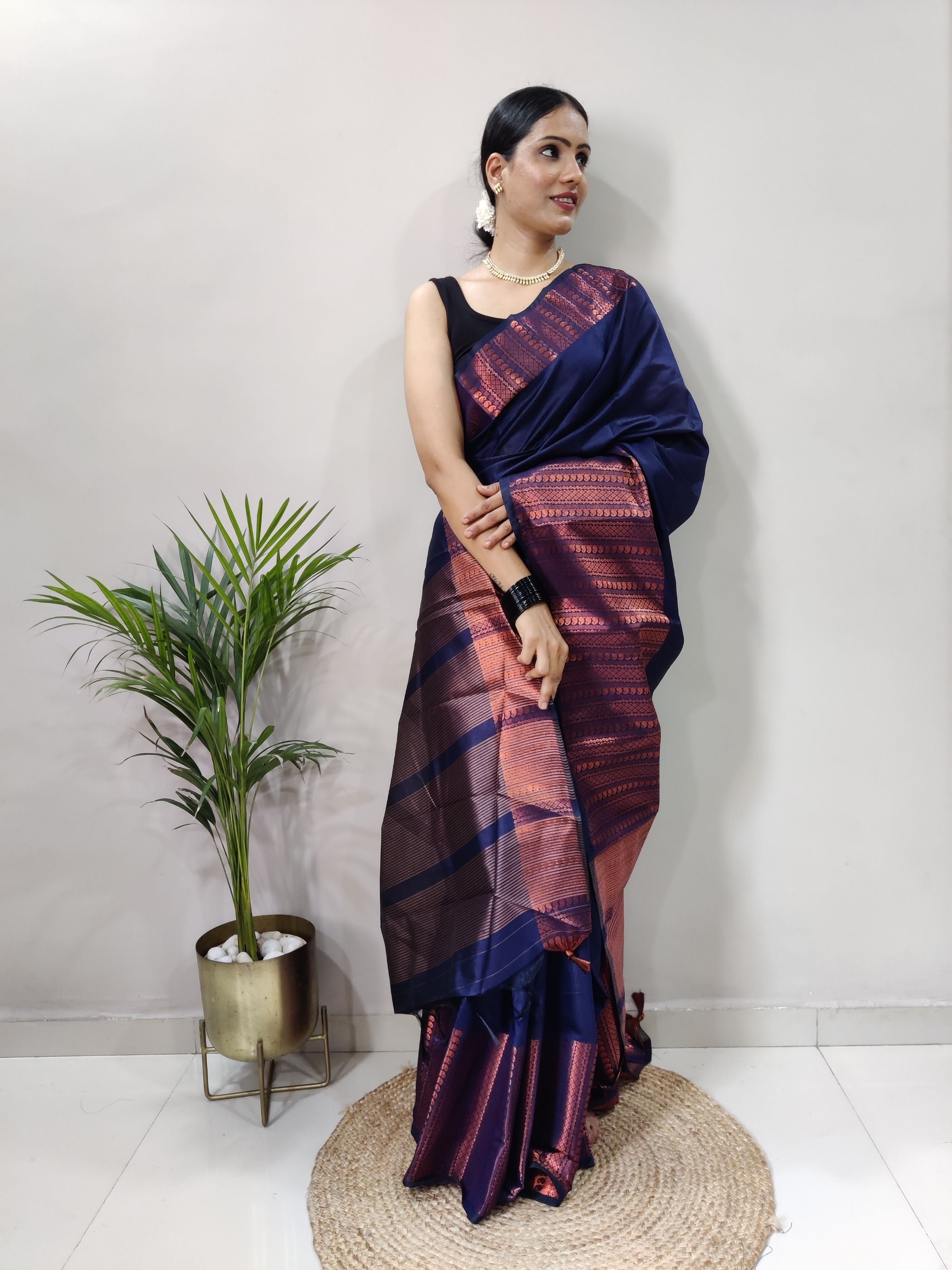 Navy Blue Copper Design Mango Kanjivaram Silk Saree