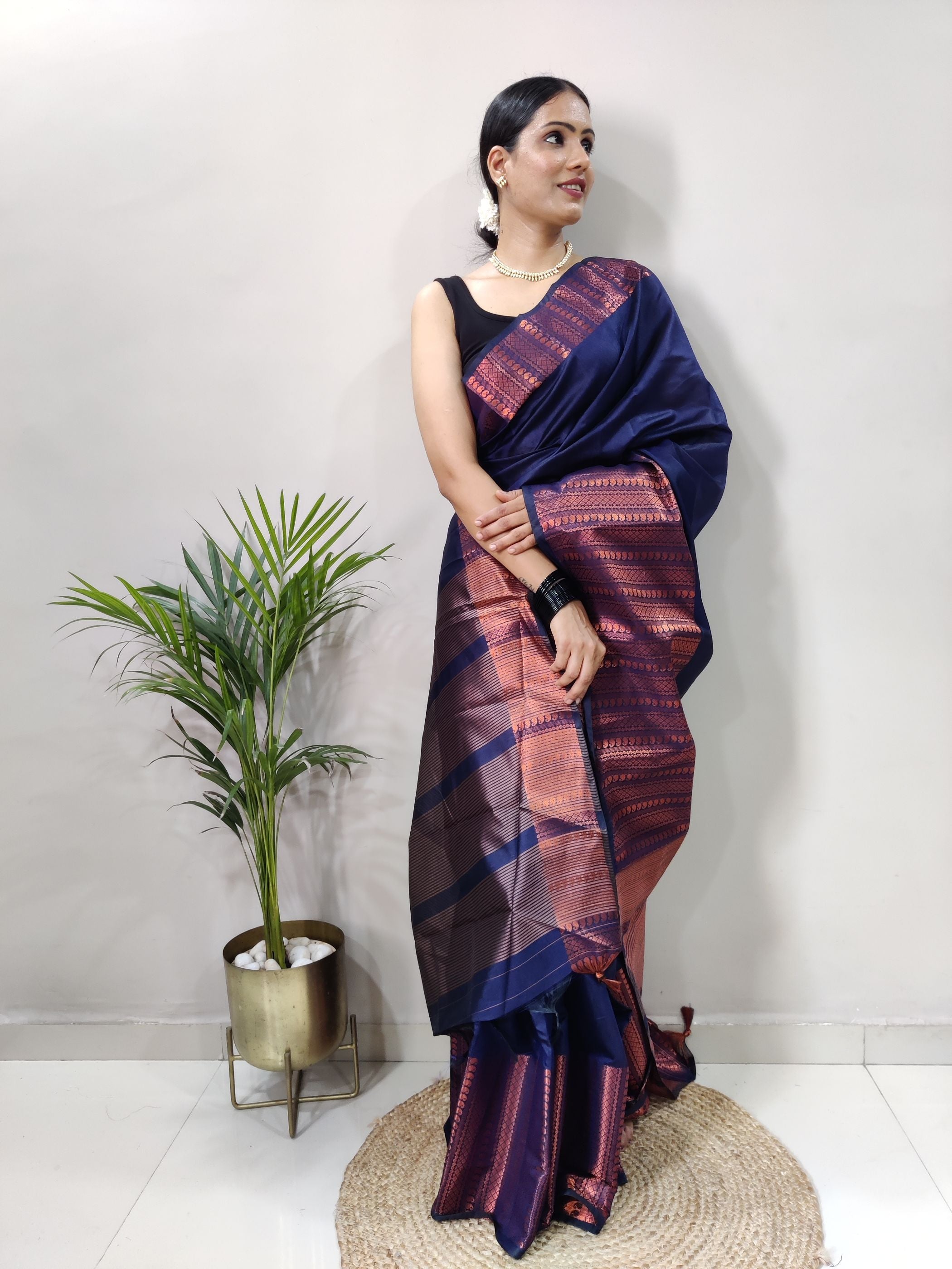 Navy Blue Copper Design Mango Kanjivaram Silk Saree