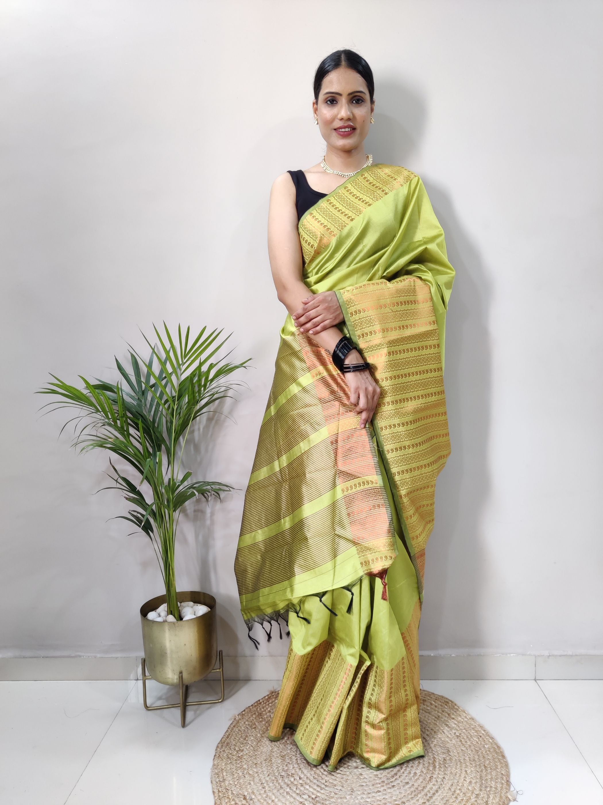 Perrot Copper Design Mango Kanjivaram Silk Saree