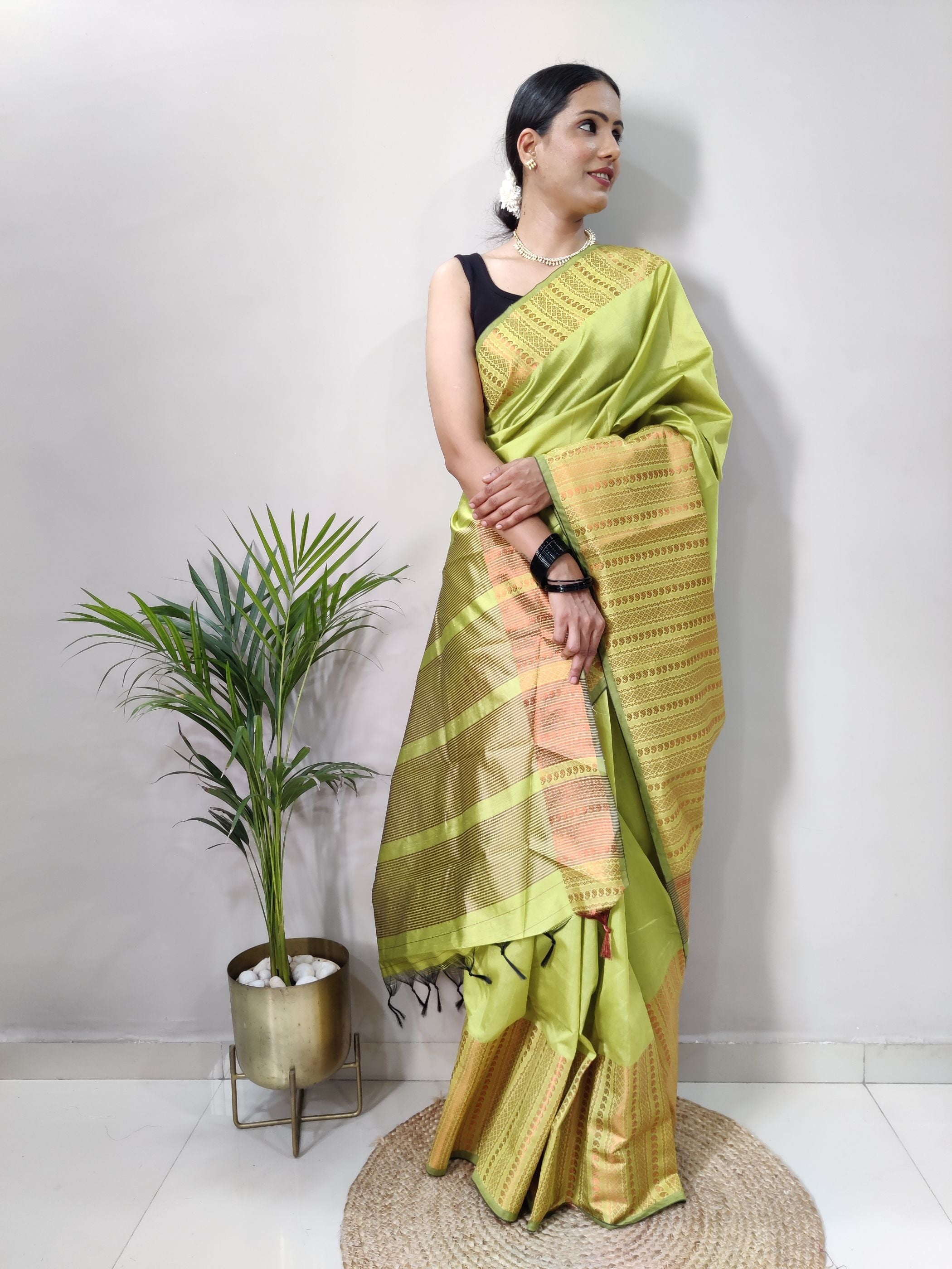 Perrot Copper Design Mango Kanjivaram Silk Saree