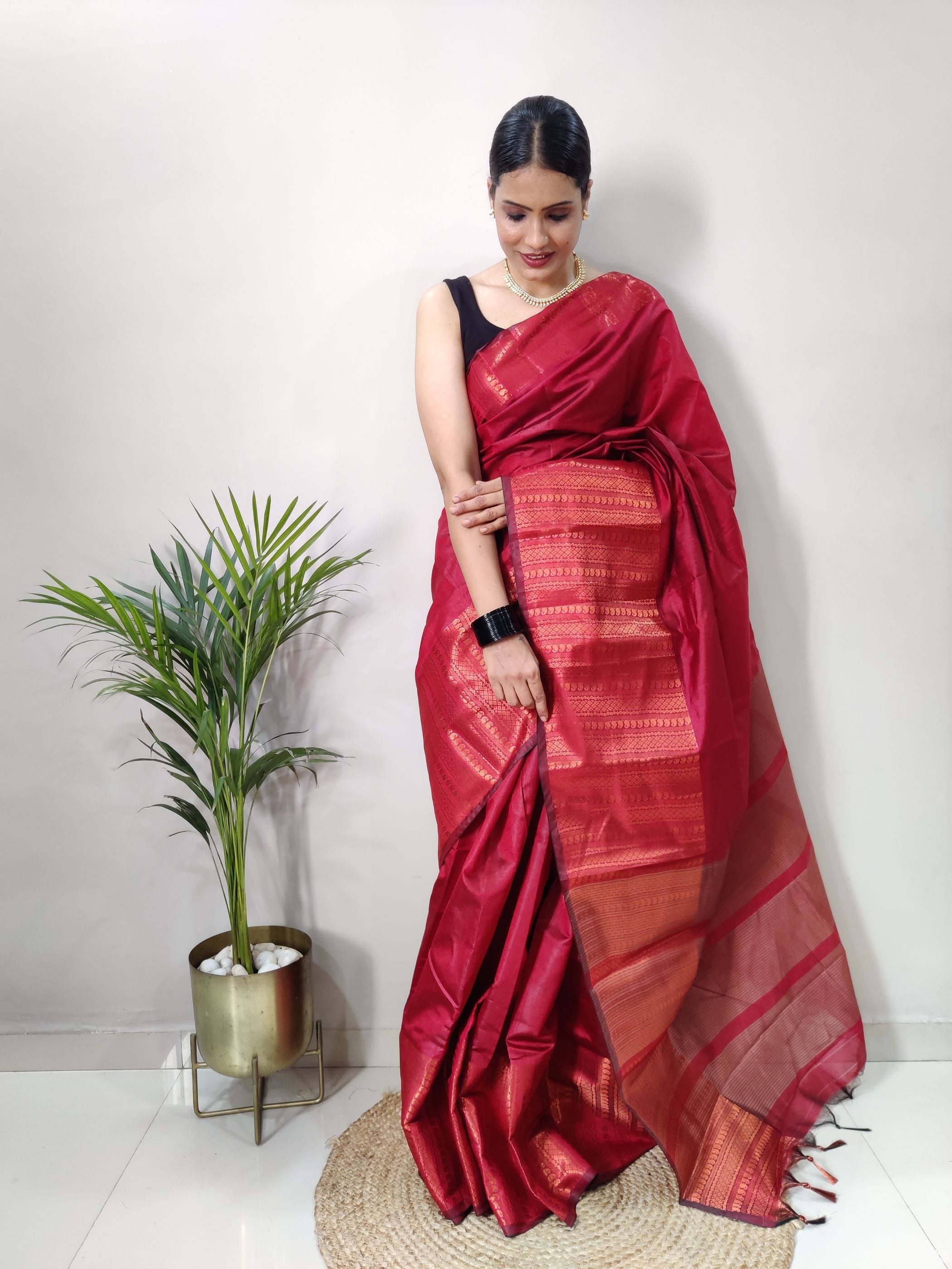 Red Copper Design Mango Kanjivaram Silk Saree