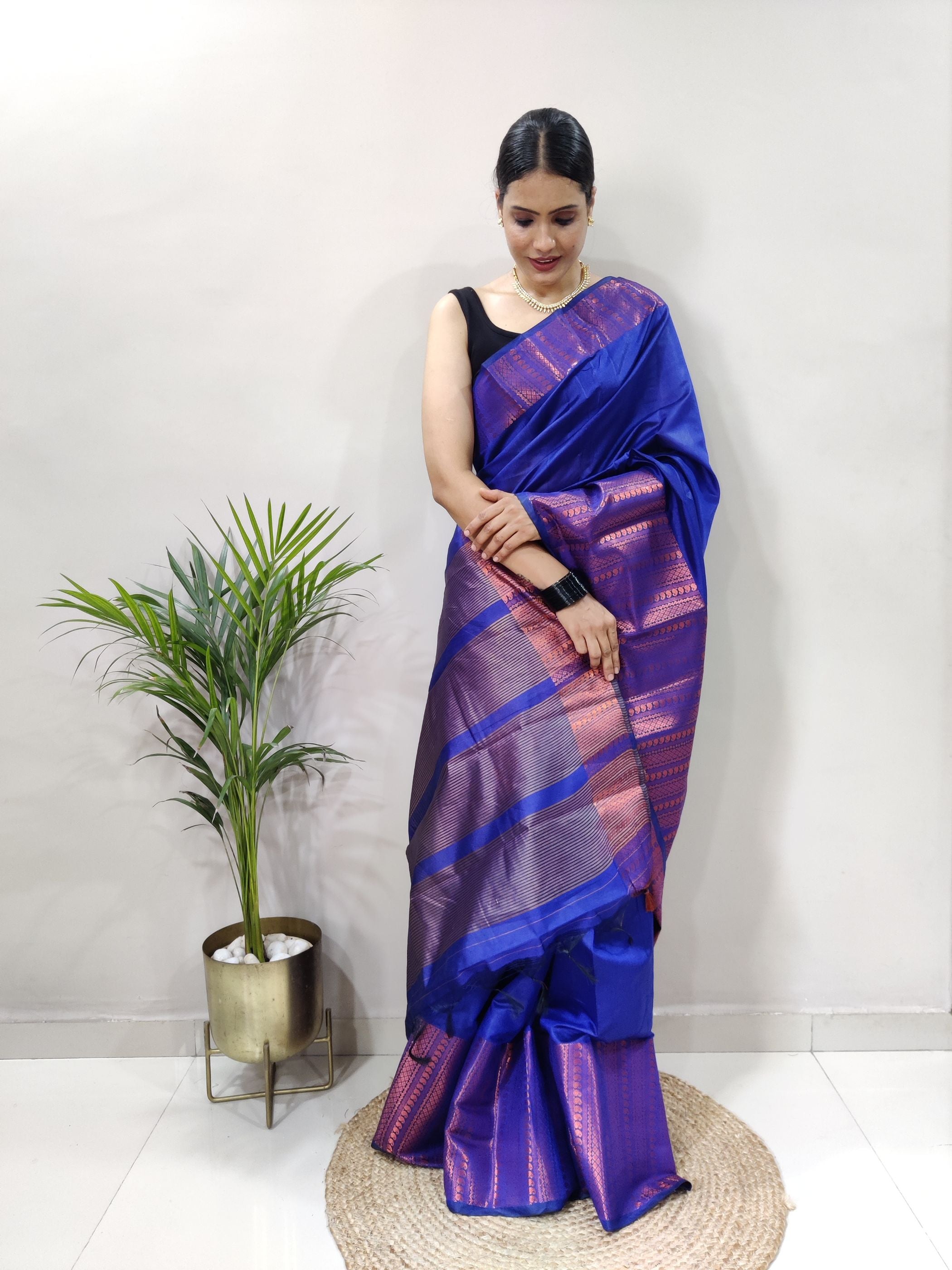 Royal Blue Copper Design Mango Kanjivaram Silk Saree