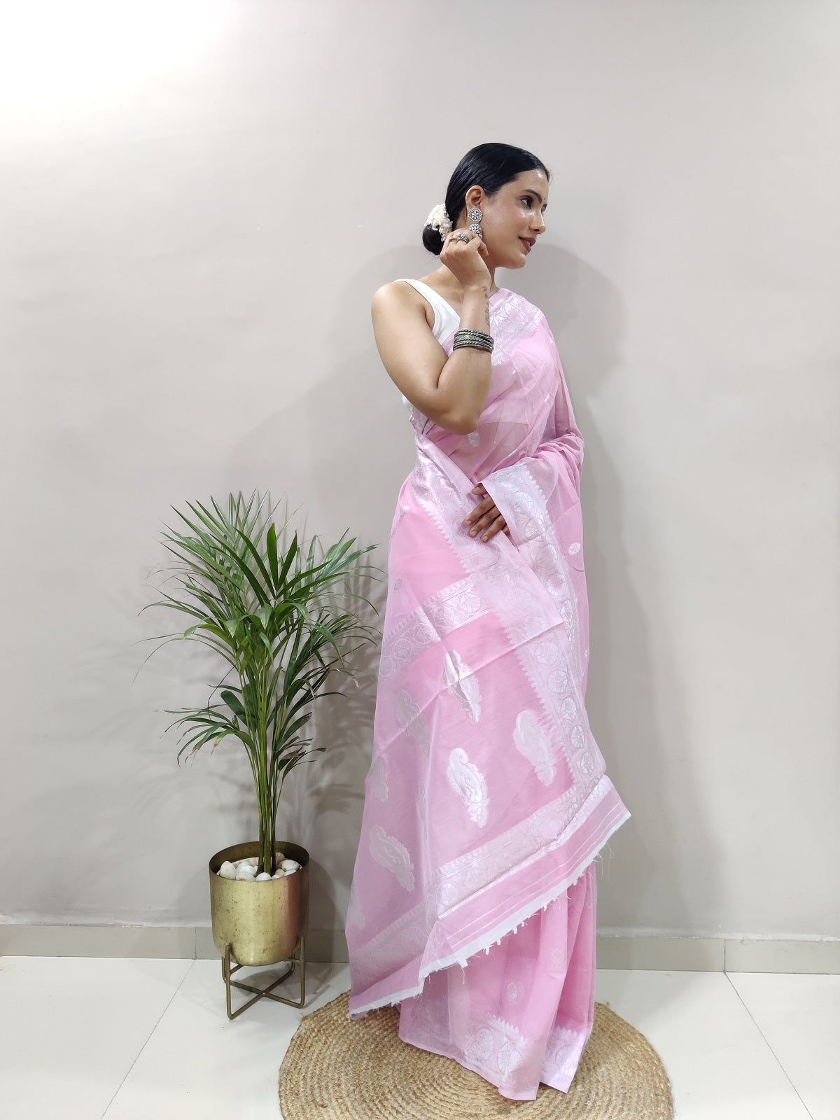 Baby Pink and White Design Spun Cotton Saree