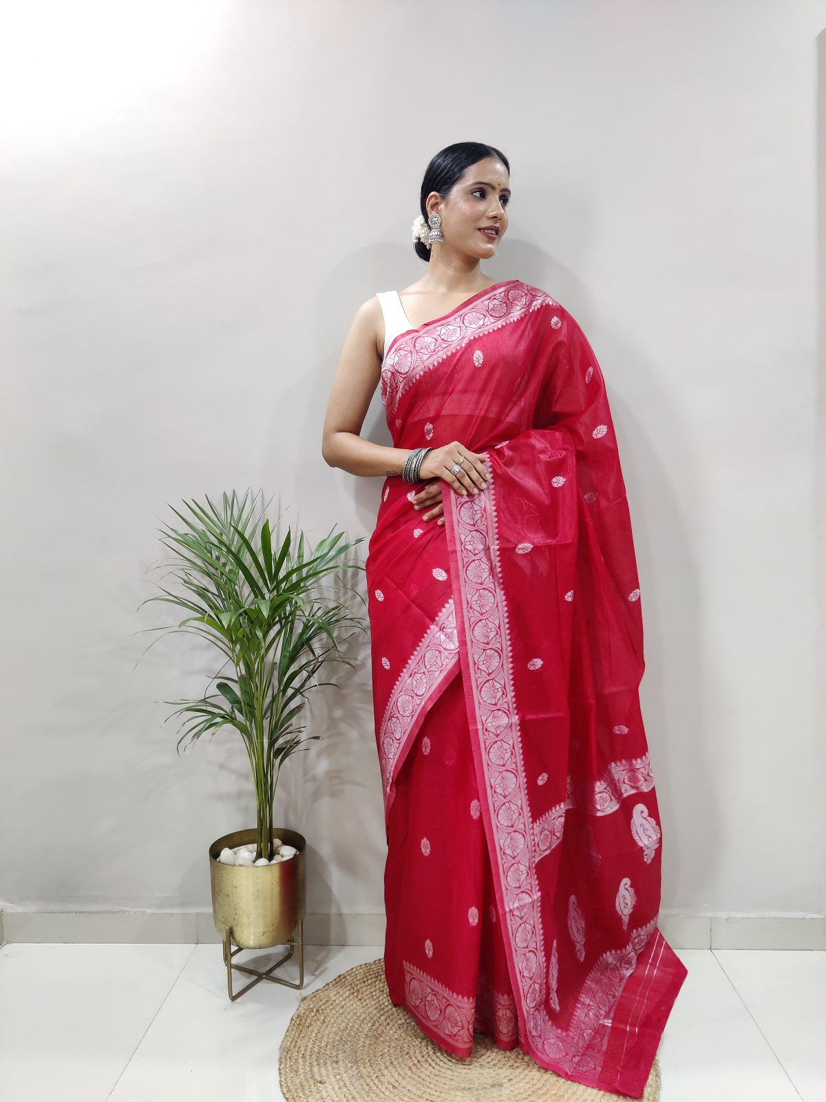 Red and Silver Design Spun Cotton Saree