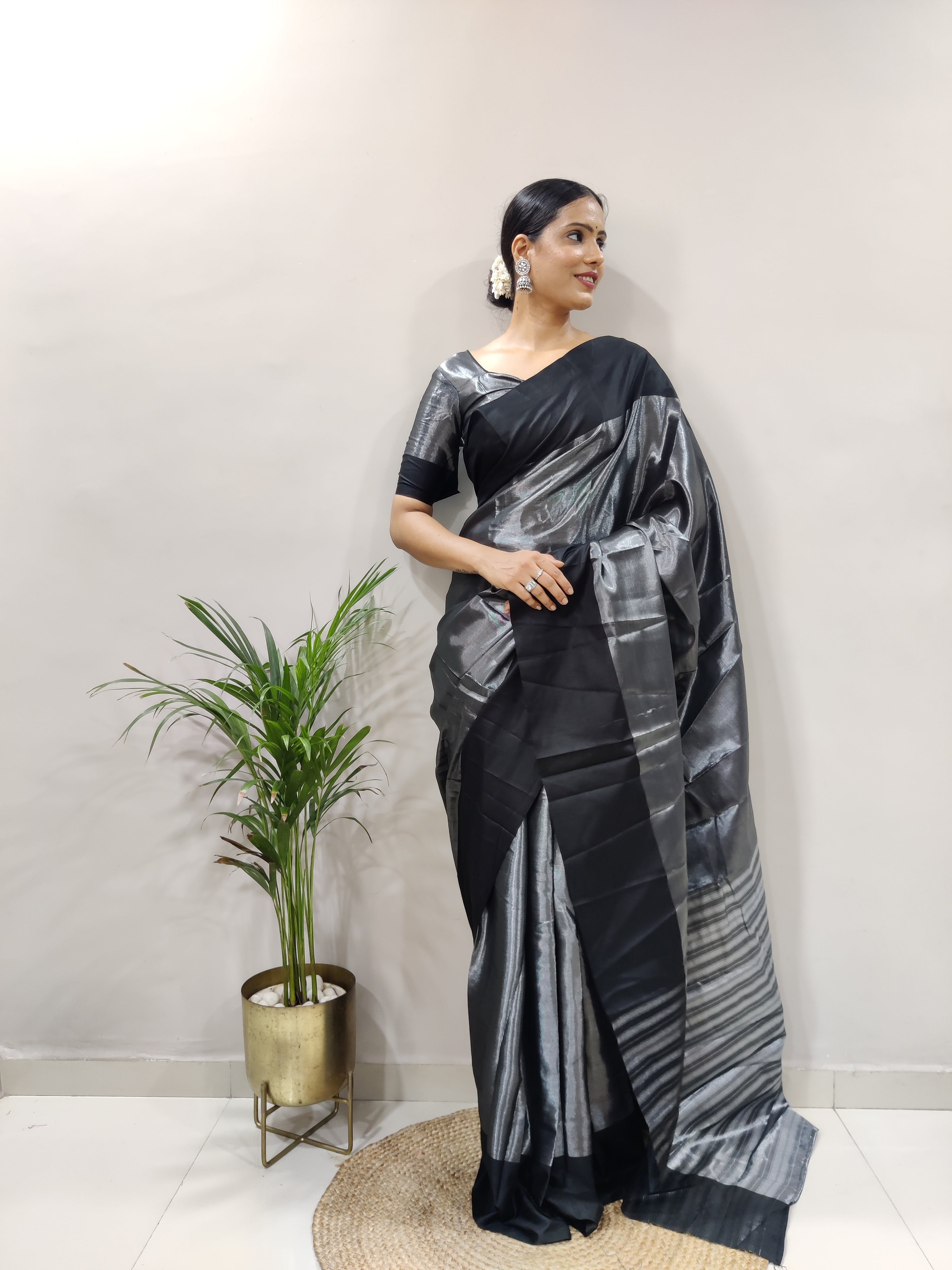 Black Silver Shade pallu Design Divya Pure Silk Saree