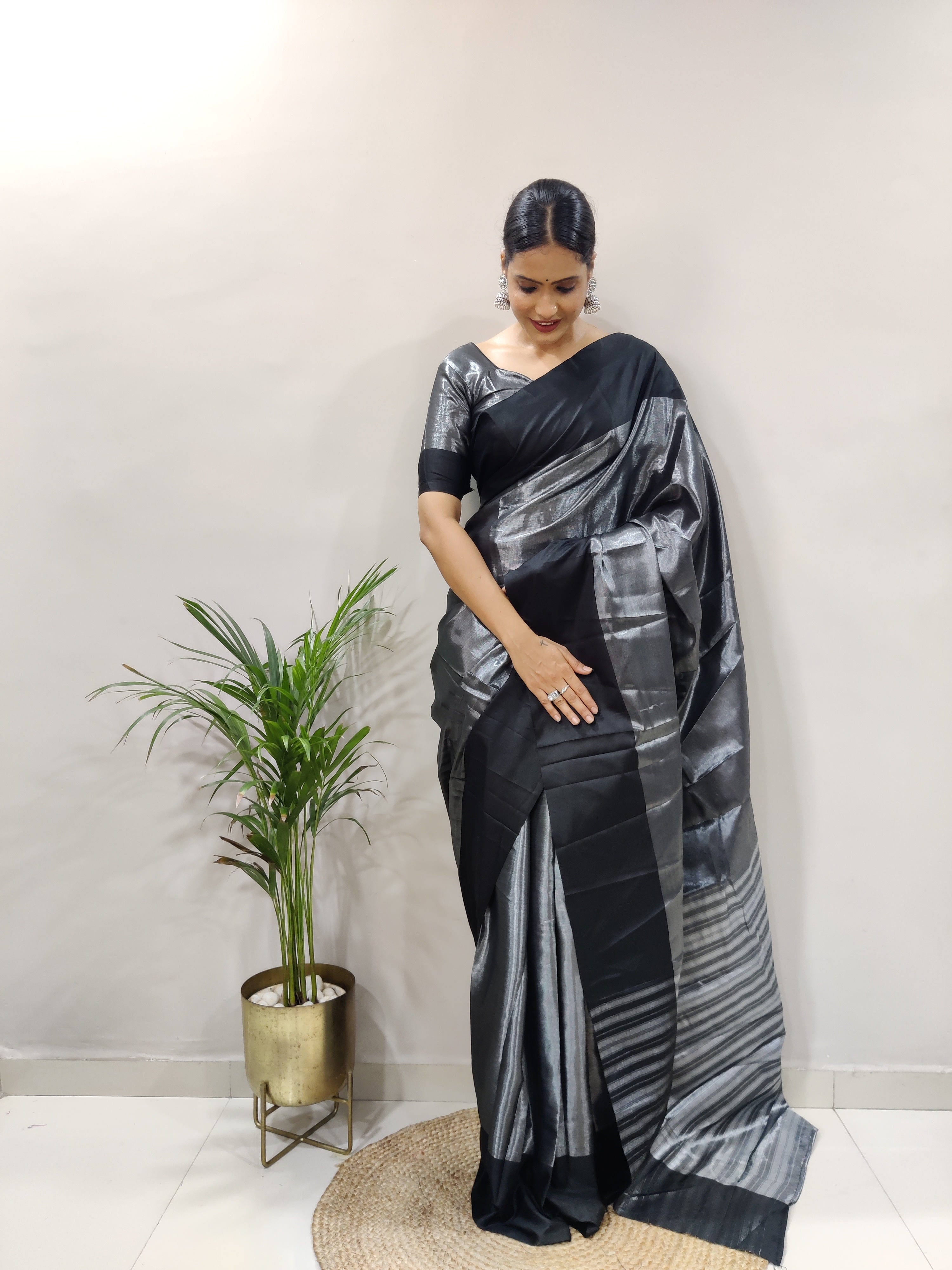 Black Silver Shade pallu Design Divya Pure Silk Saree