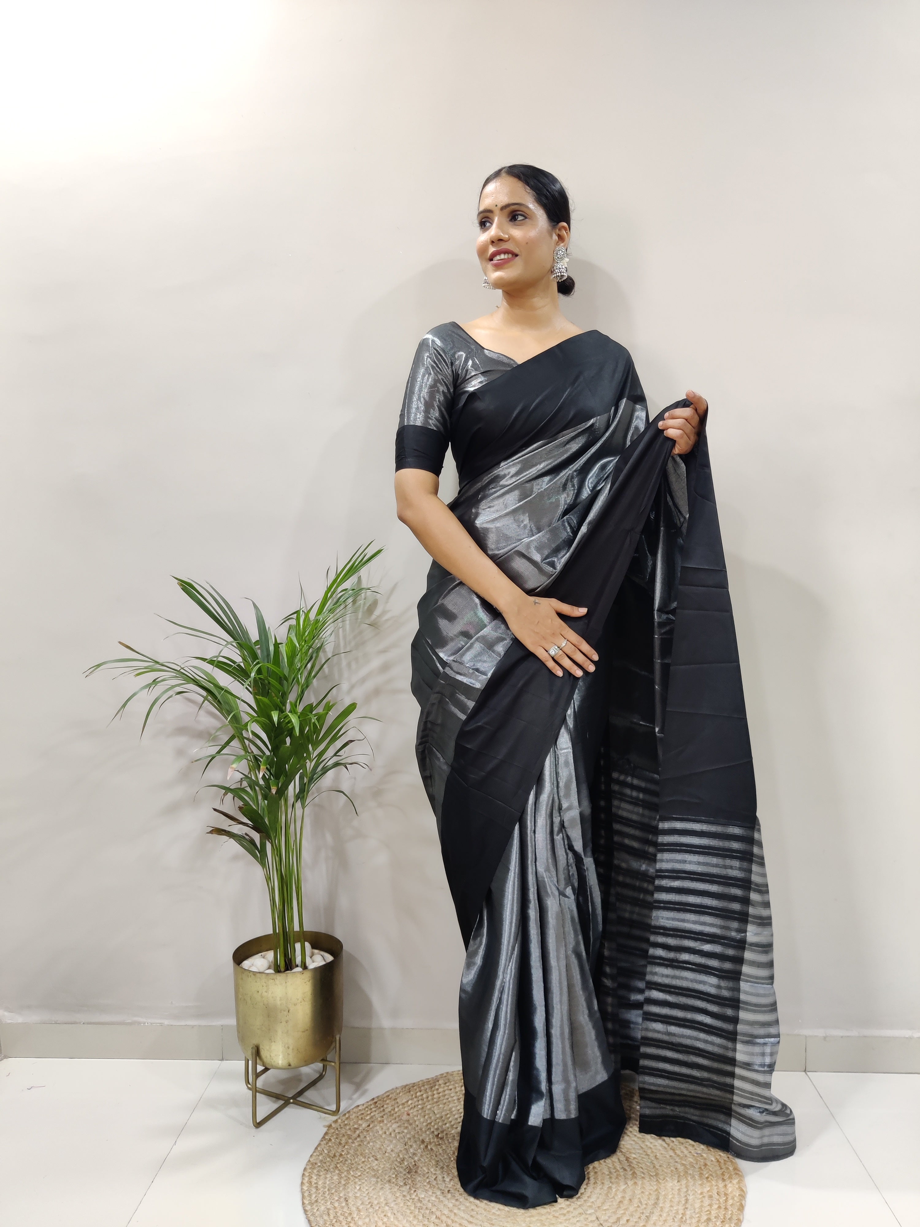 Black Silver Shade pallu Design Divya Pure Silk Saree