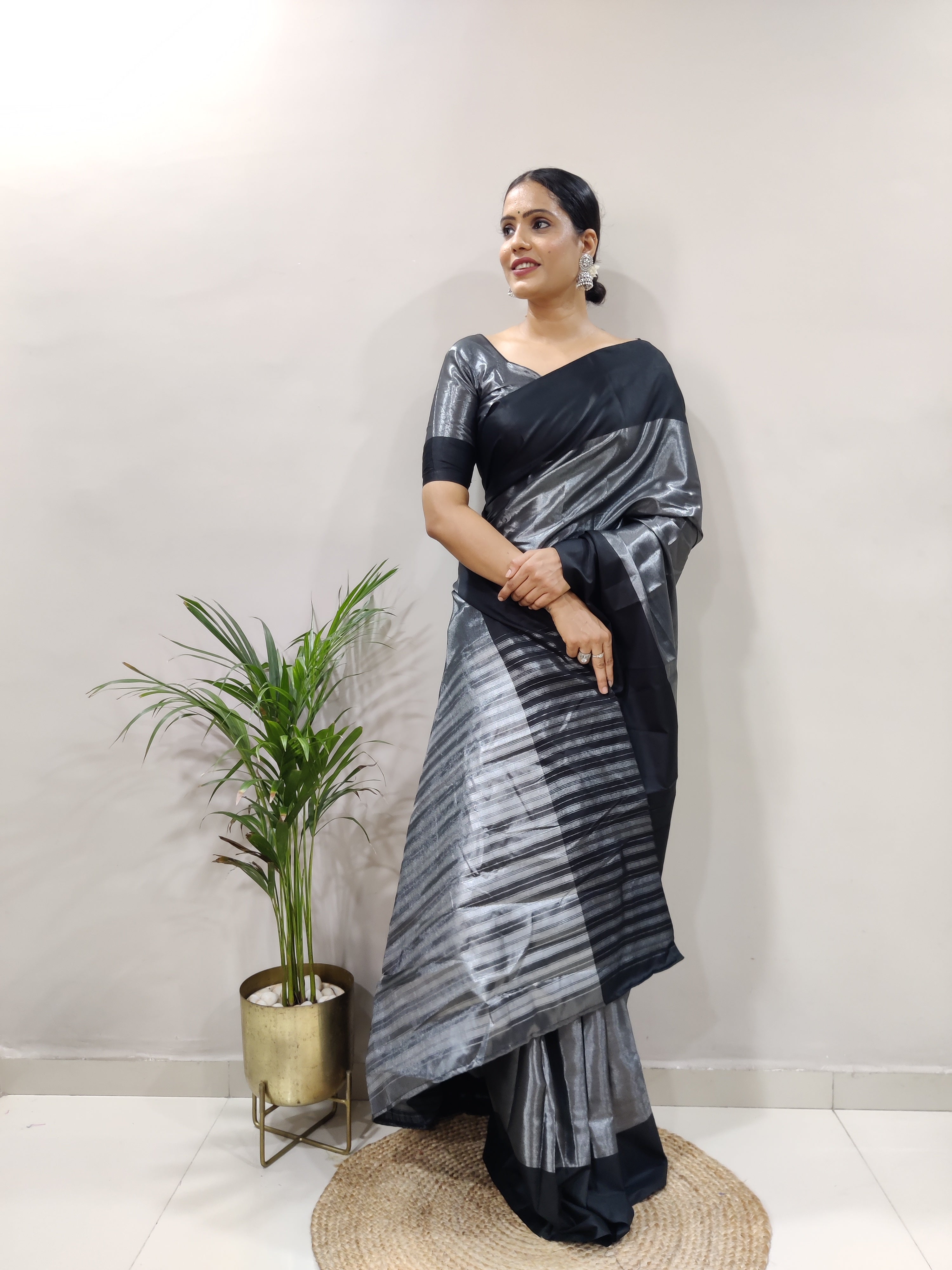 Black Silver Shade pallu Design Divya Pure Silk Saree