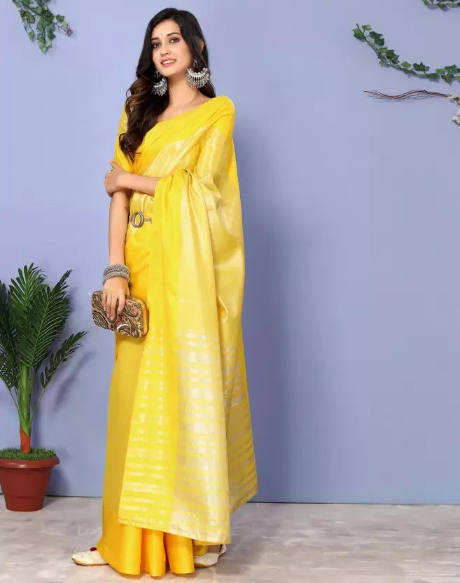 Yellow Silver Shade pallu Design Divya Pure Silk Saree