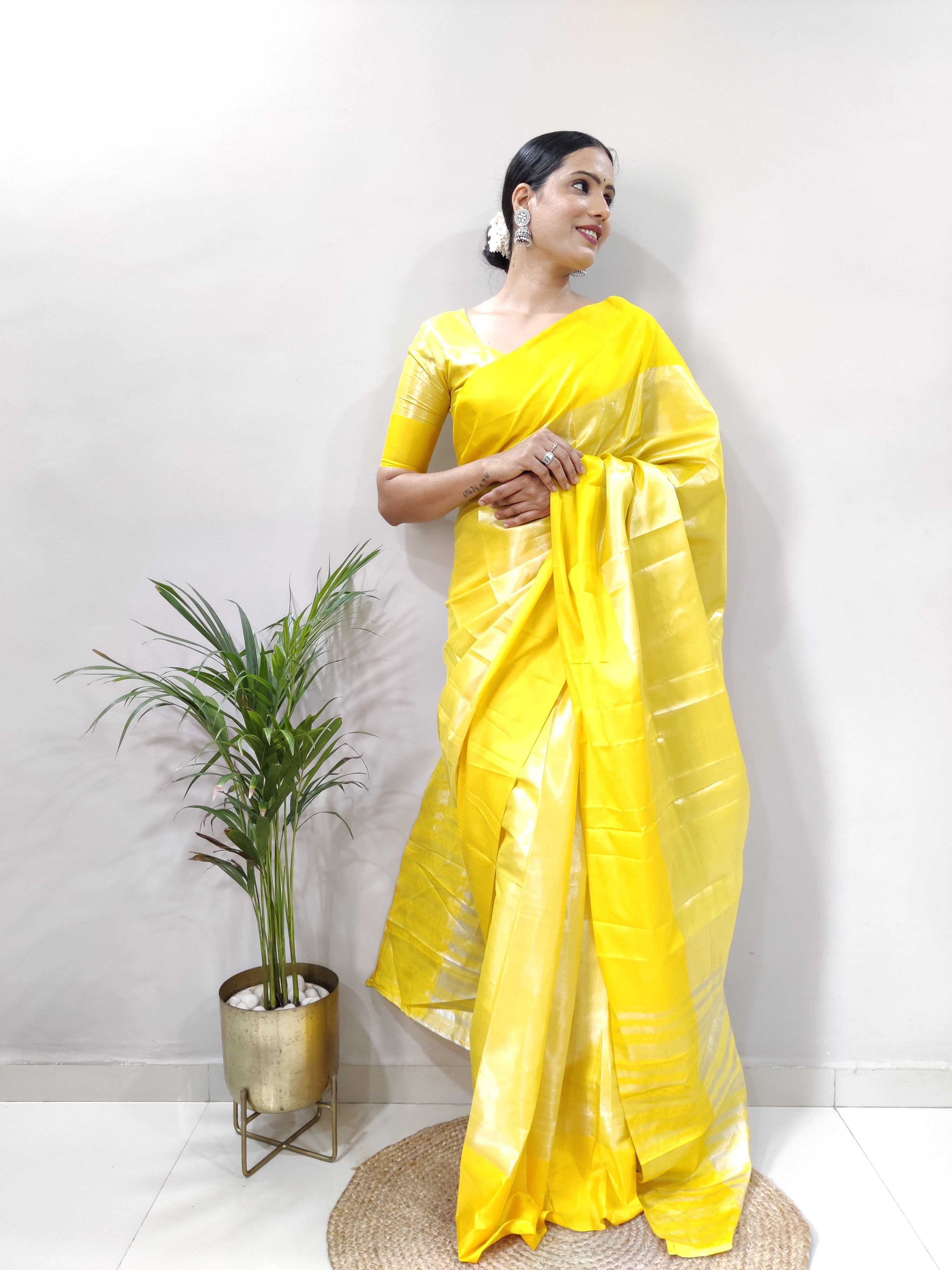 Yellow Silver Shade pallu Design Divya Pure Silk Saree