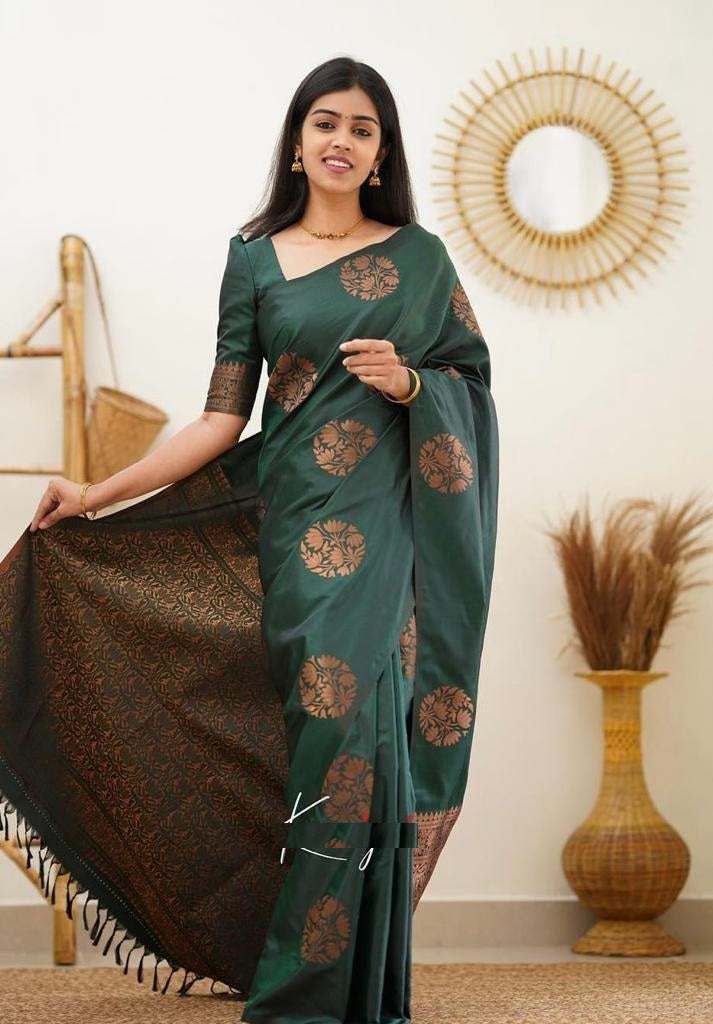 Dark Green Copper Design Boarder Fuddy Kanjivaram Silk Saree