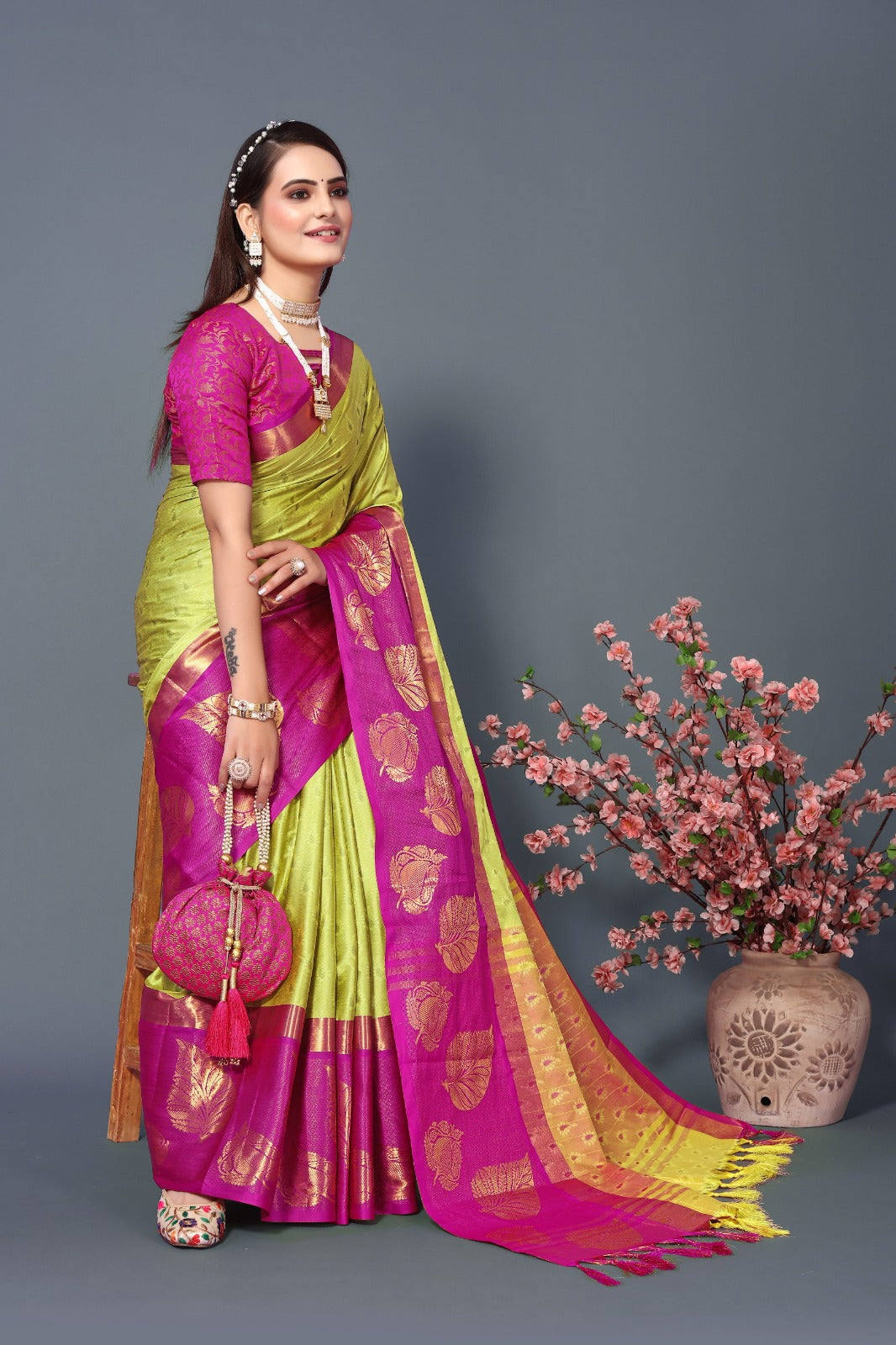 Lemon DarkPink Goldenpatti Design Kanjivaram Silk Saree