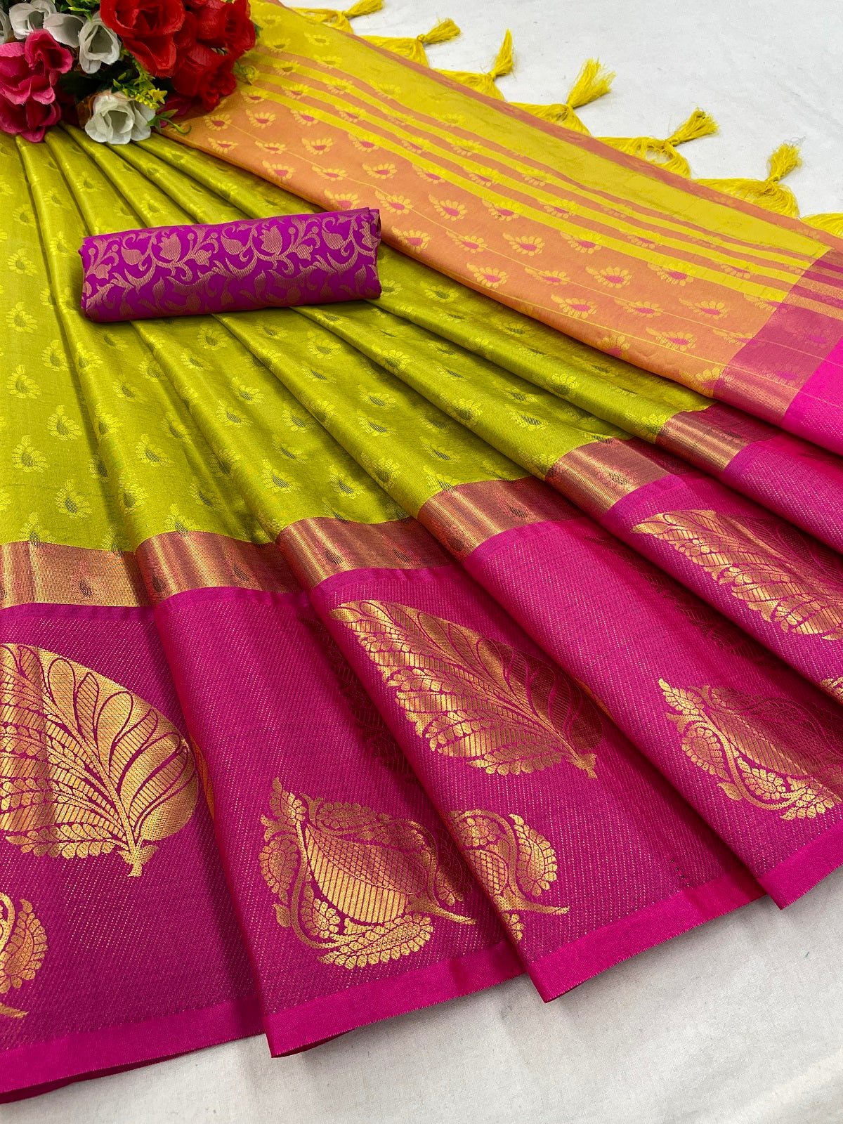 Lemon Light Pink Goldenpatti Design Kanjivaram Silk Saree