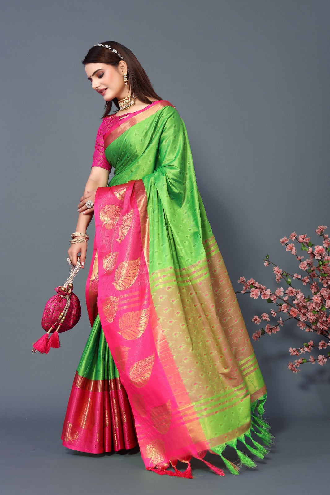 Perrot Pink Goldenpatti Design Kanjivaram Silk Saree