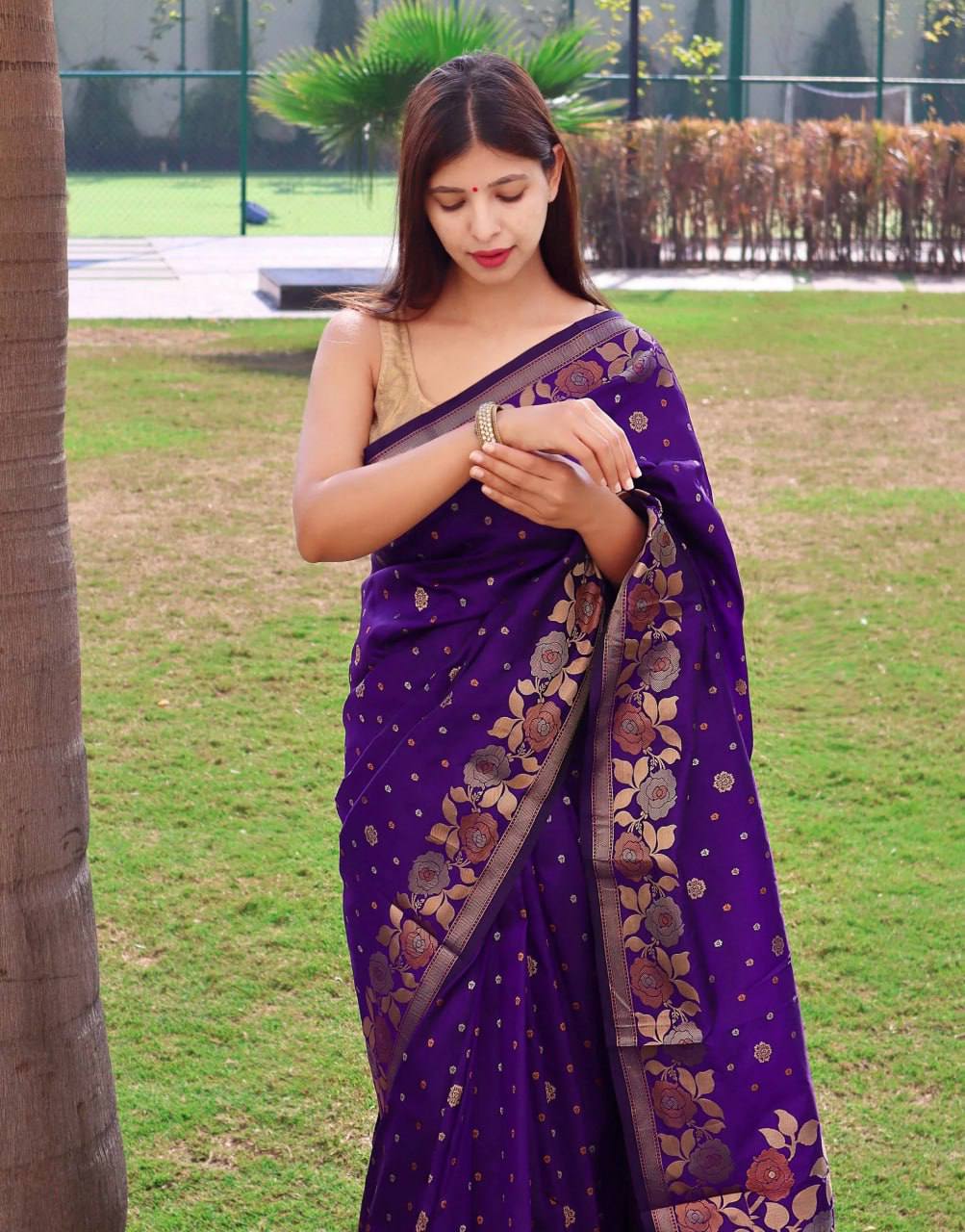 Purple In Copper Design Gulabo Dola Silk Saree