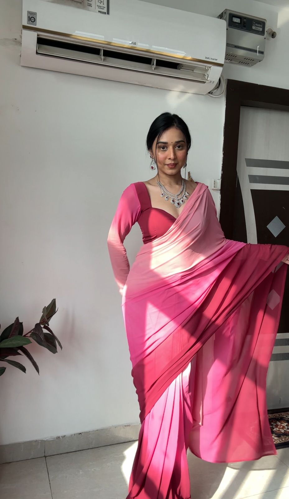 1-Minute Ready To Wear Pink And Maroon Georgette Saree With Unstitched Blouse.