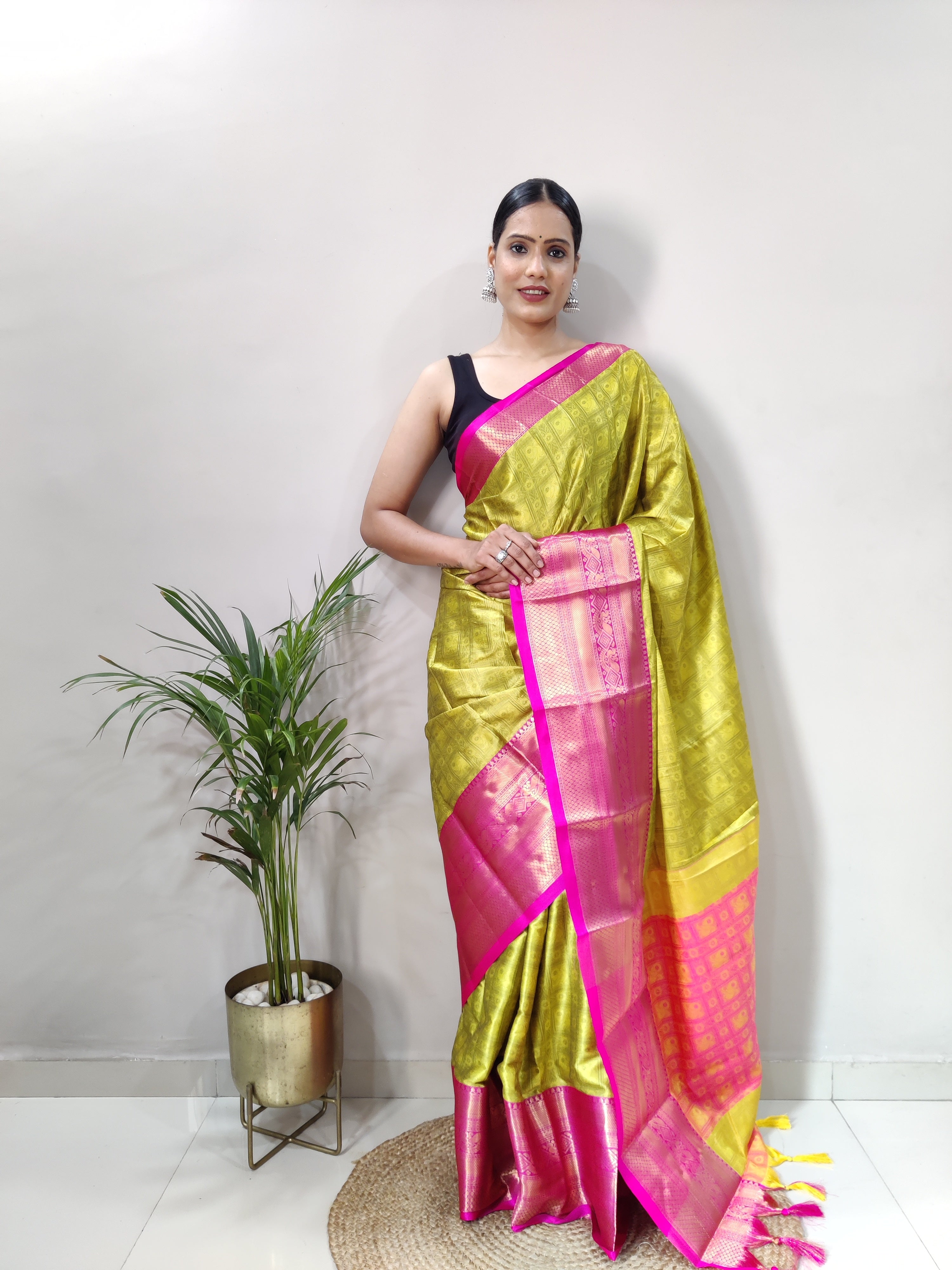 Lemon Pink Tapsi  Kanjivaram Silk Saree