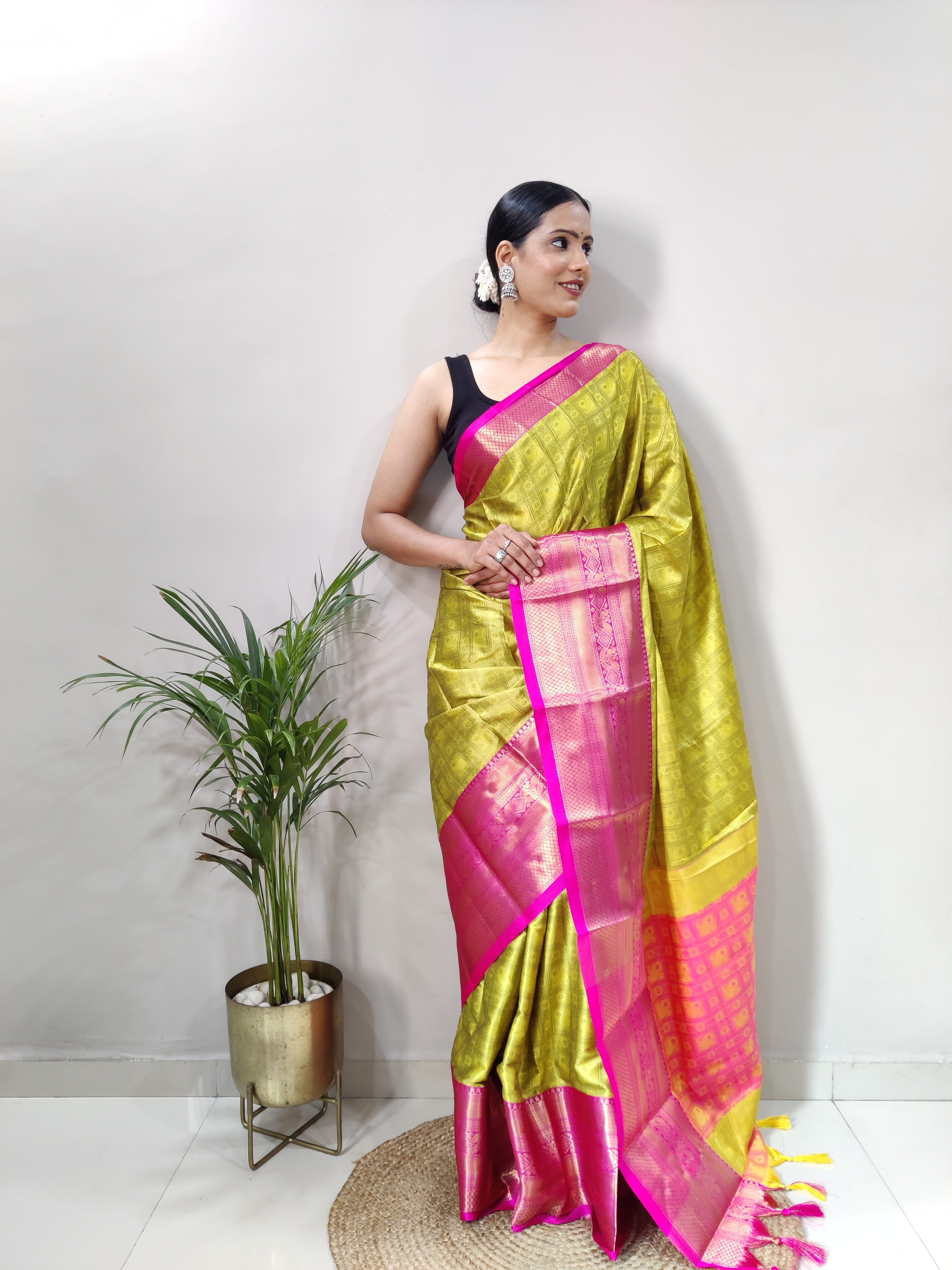 Lemon Pink Tapsi  Kanjivaram Silk Saree