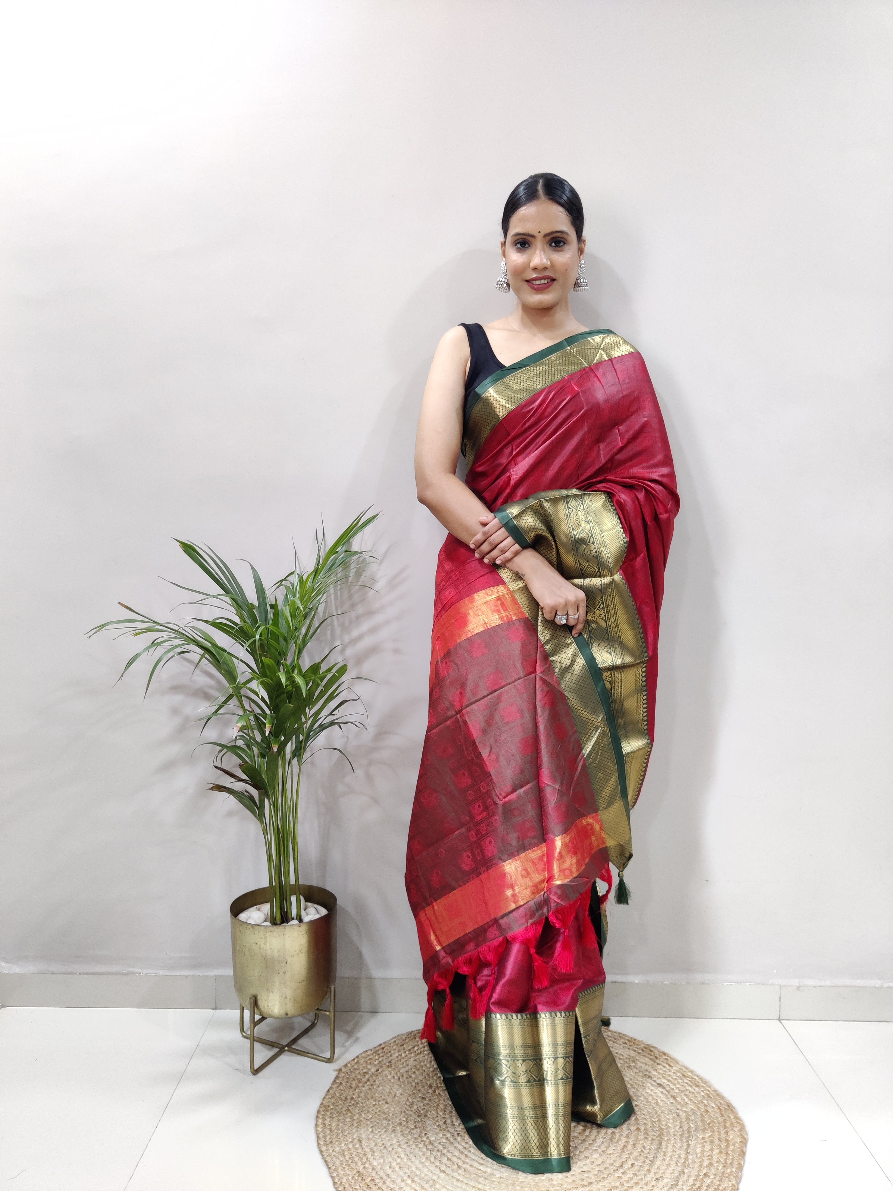 Red Green Tapsi  Kanjivaram Silk Saree