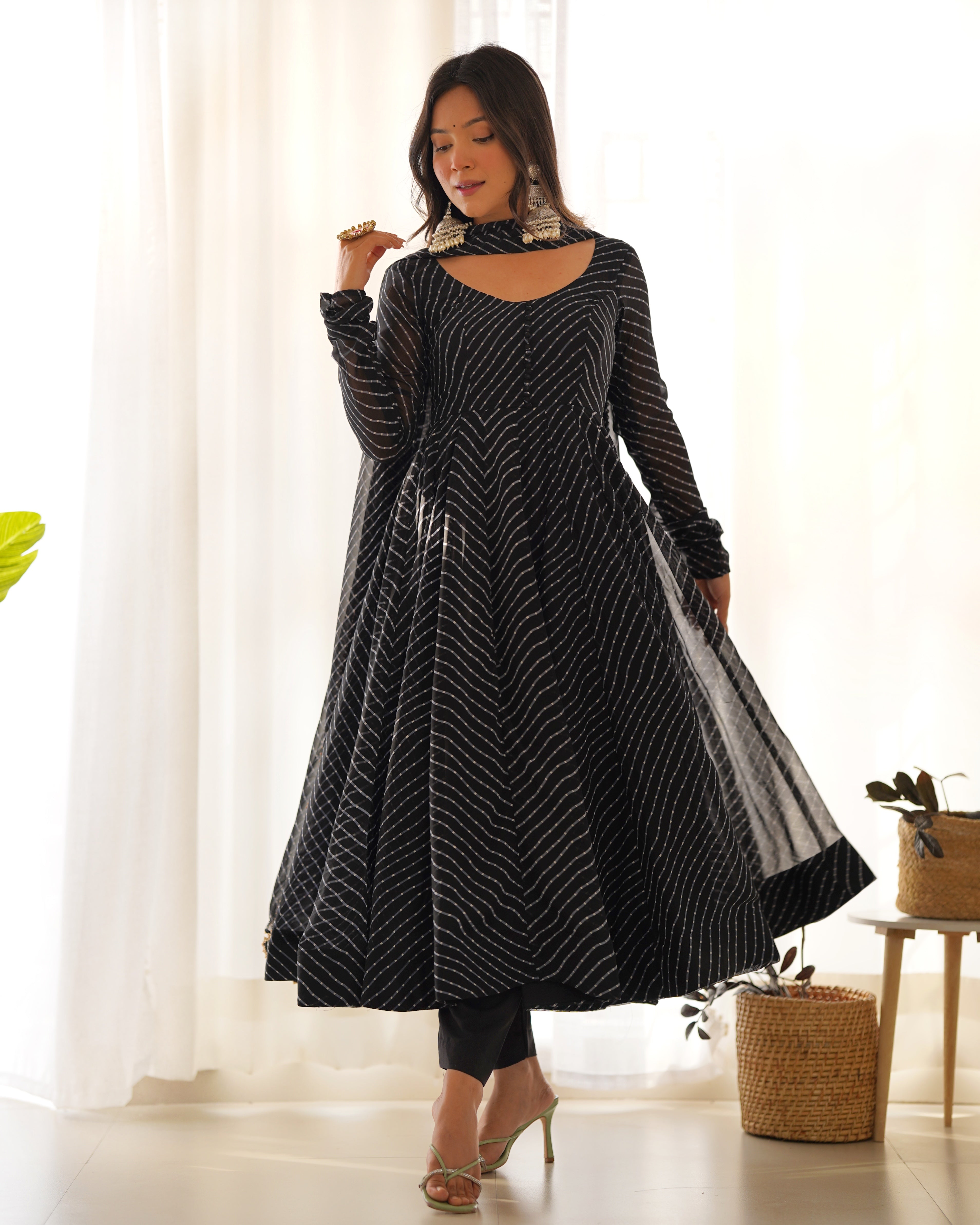 BLACK-Fully Stitched Ready To Wear Pure Soft Fox Georgette Laheriya Print Fabric Fully Flair Anarkali Gown Set.