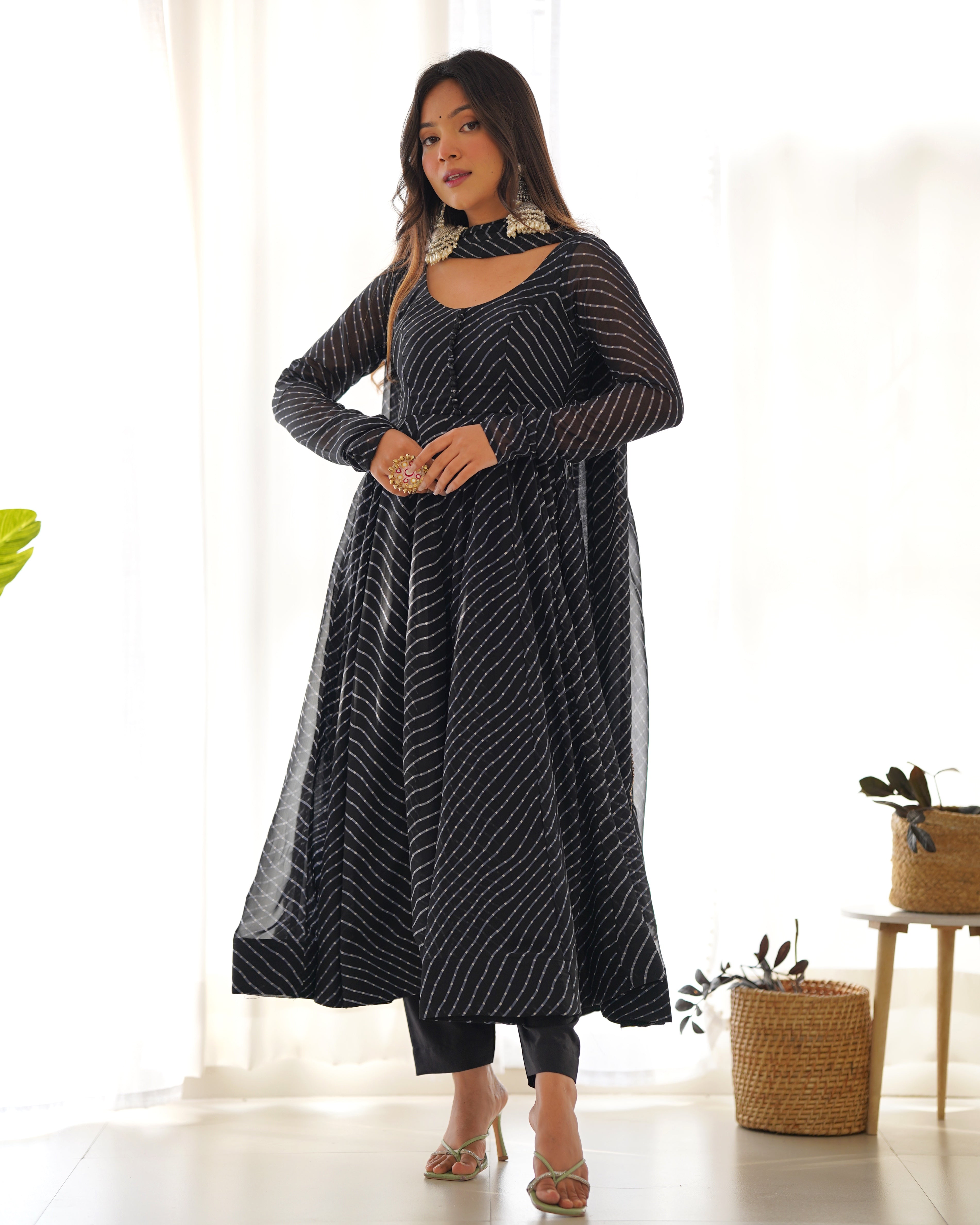 BLACK-Fully Stitched Ready To Wear Pure Soft Fox Georgette Laheriya Print Fabric Fully Flair Anarkali Gown Set.