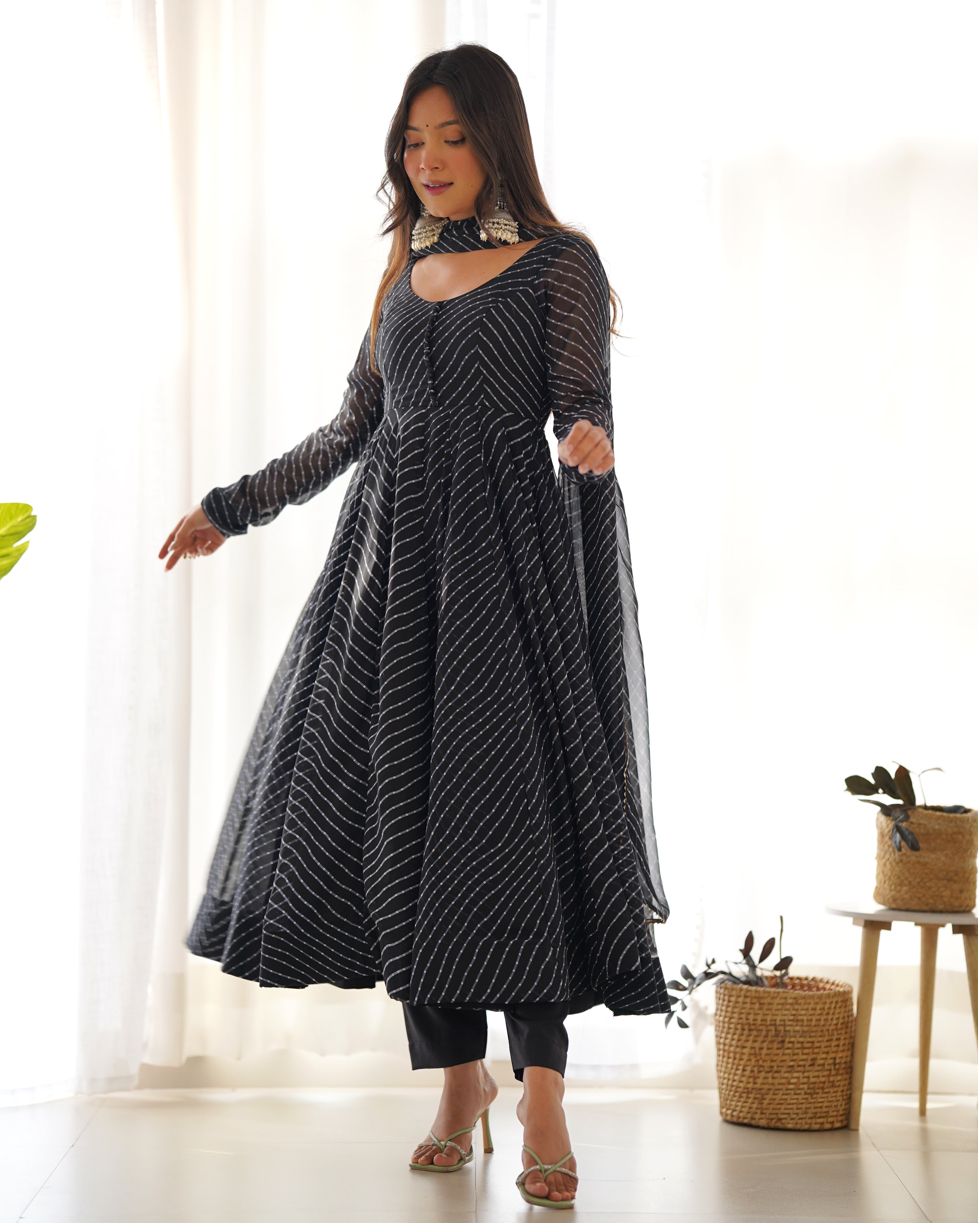 BLACK-Fully Stitched Ready To Wear Pure Soft Fox Georgette Laheriya Print Fabric Fully Flair Anarkali Gown Set.