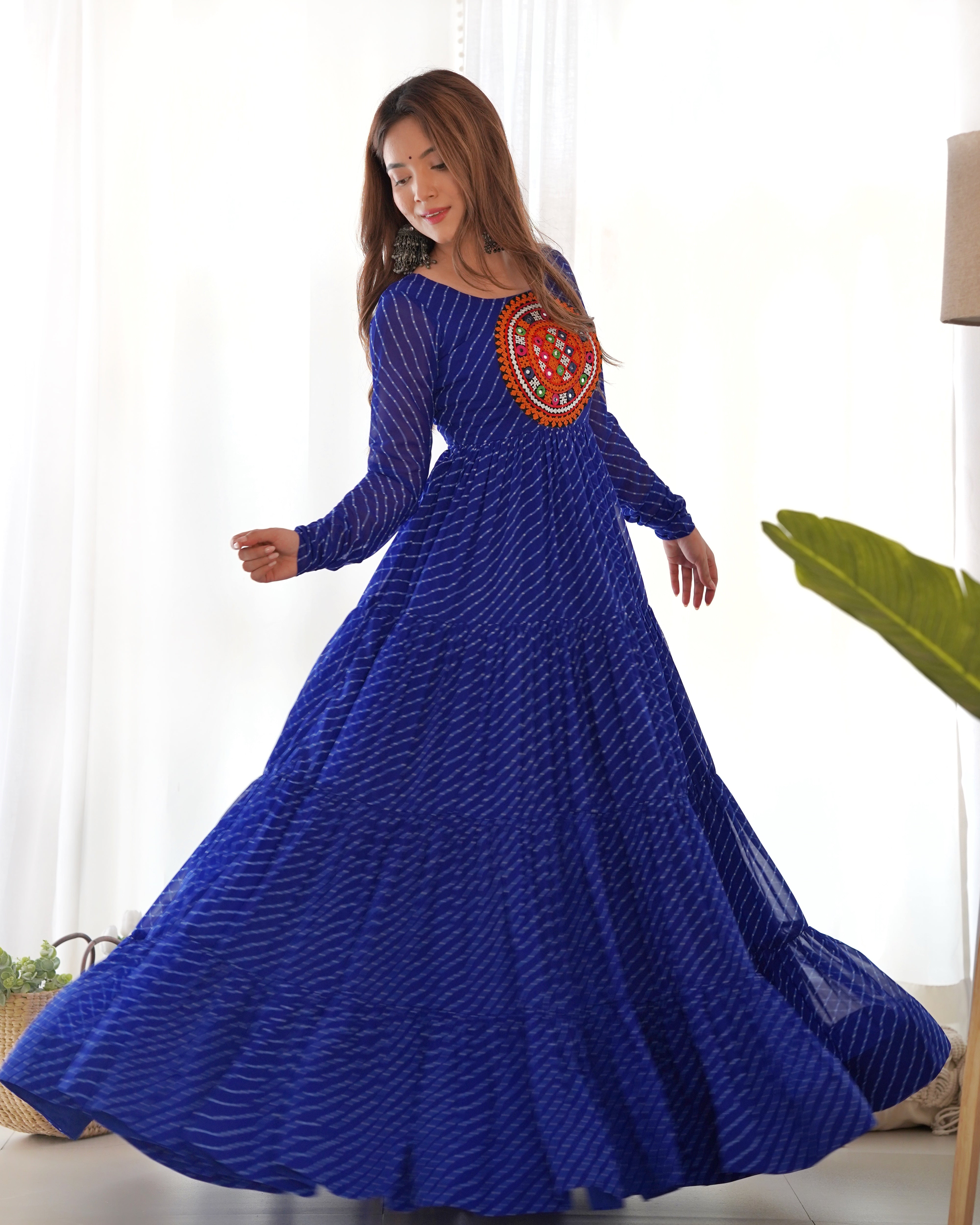 Fully Stitched Ready To Wear Soft Fox Georgette Laheriya Print Fabric Fully Flair Anarkali Gown.