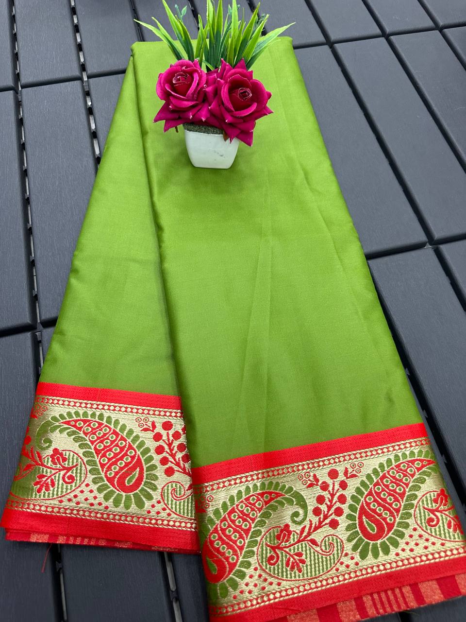 Perrot and Pink Silver Copper Design Janvi Pure Silk Saree