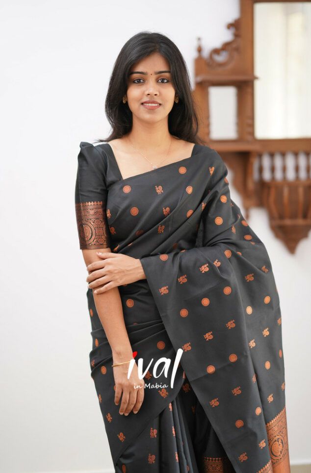 Black Copper Design Boarder Latta  Pure Silk Saree