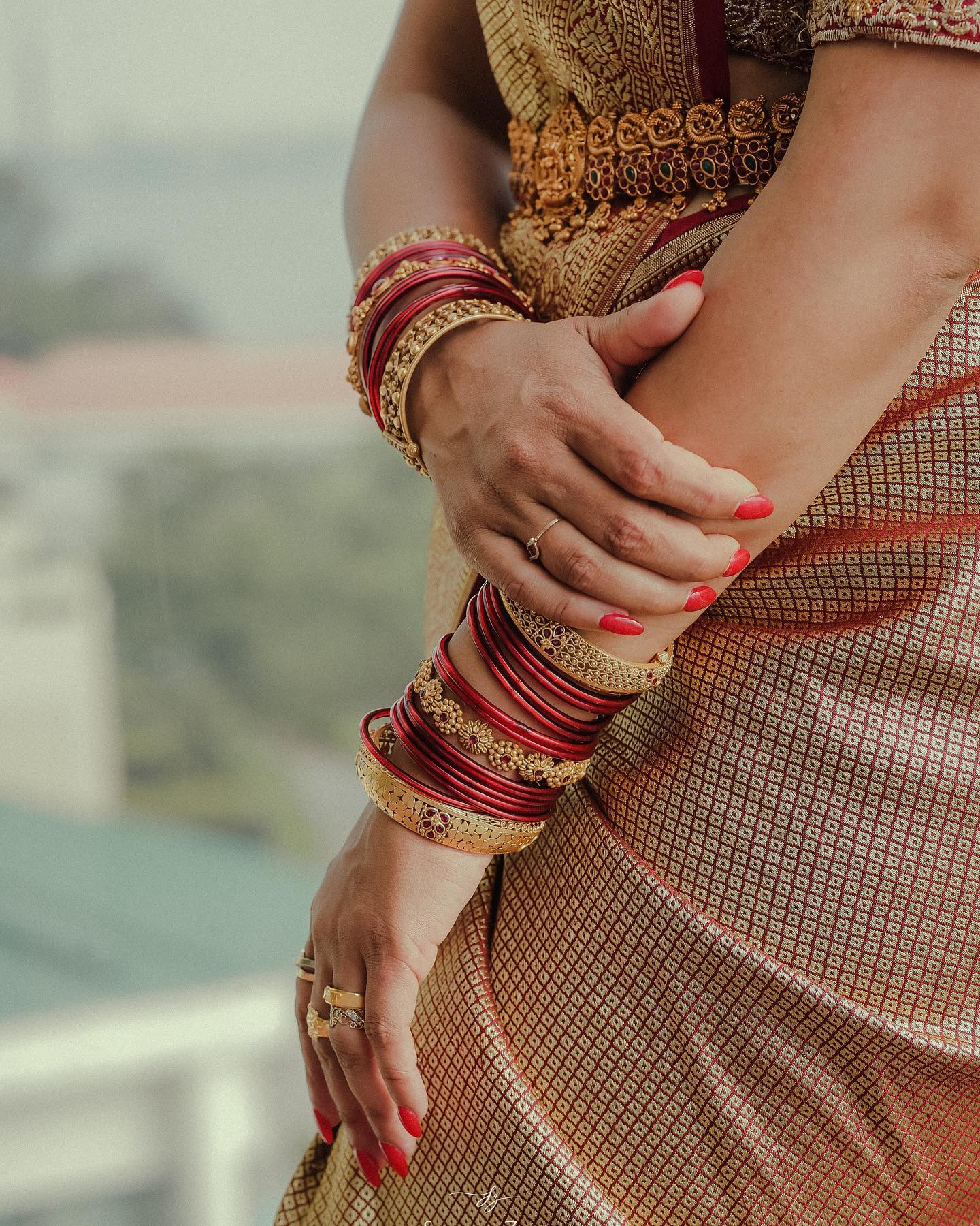 Cream Red  Design Boarder Manjuuba Pure Silk Saree